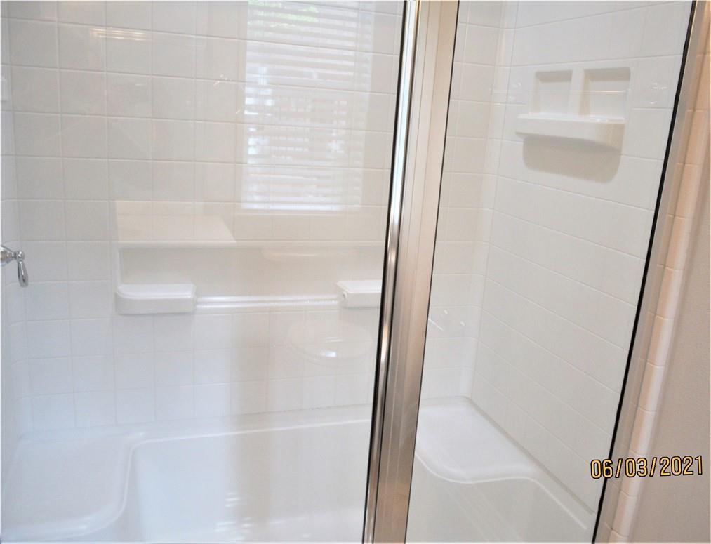 106 Coyote Trl, Georgetown, TX 78633