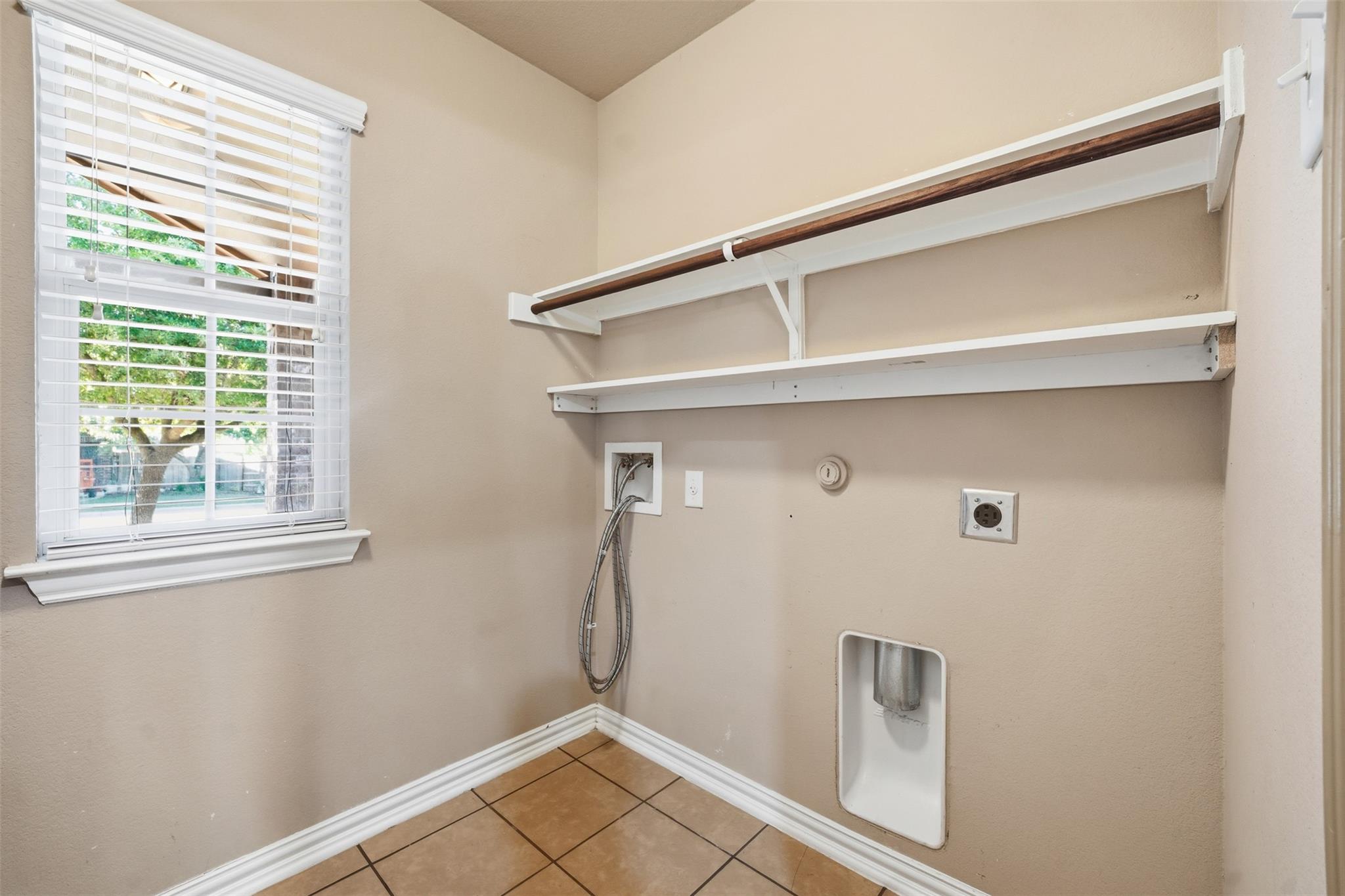 137 Orchard Hill Trl, Buda, TX 78610