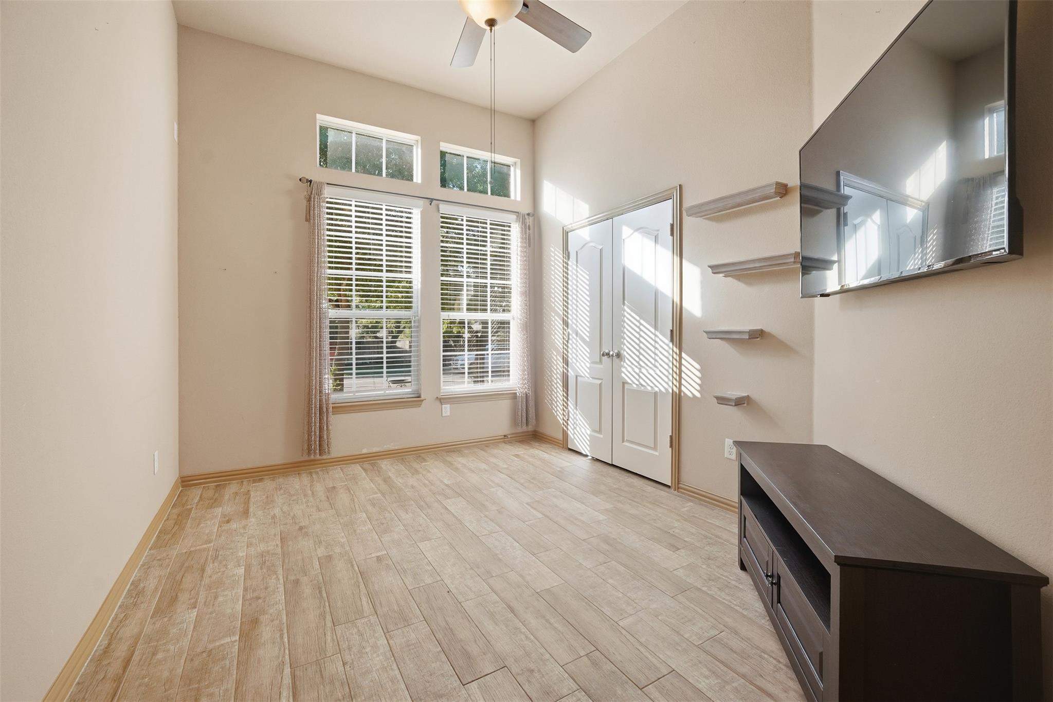 137 Orchard Hill Trl, Buda, TX 78610