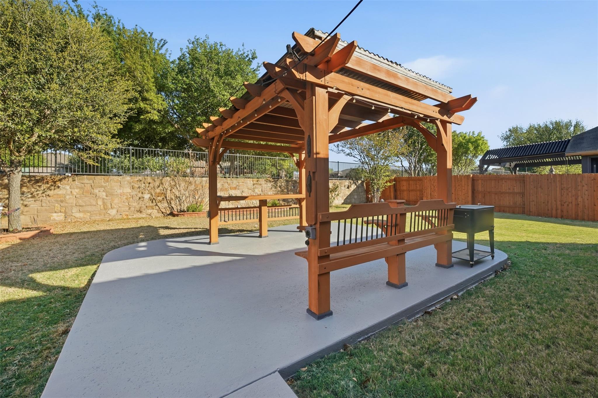 137 Orchard Hill Trl, Buda, TX 78610