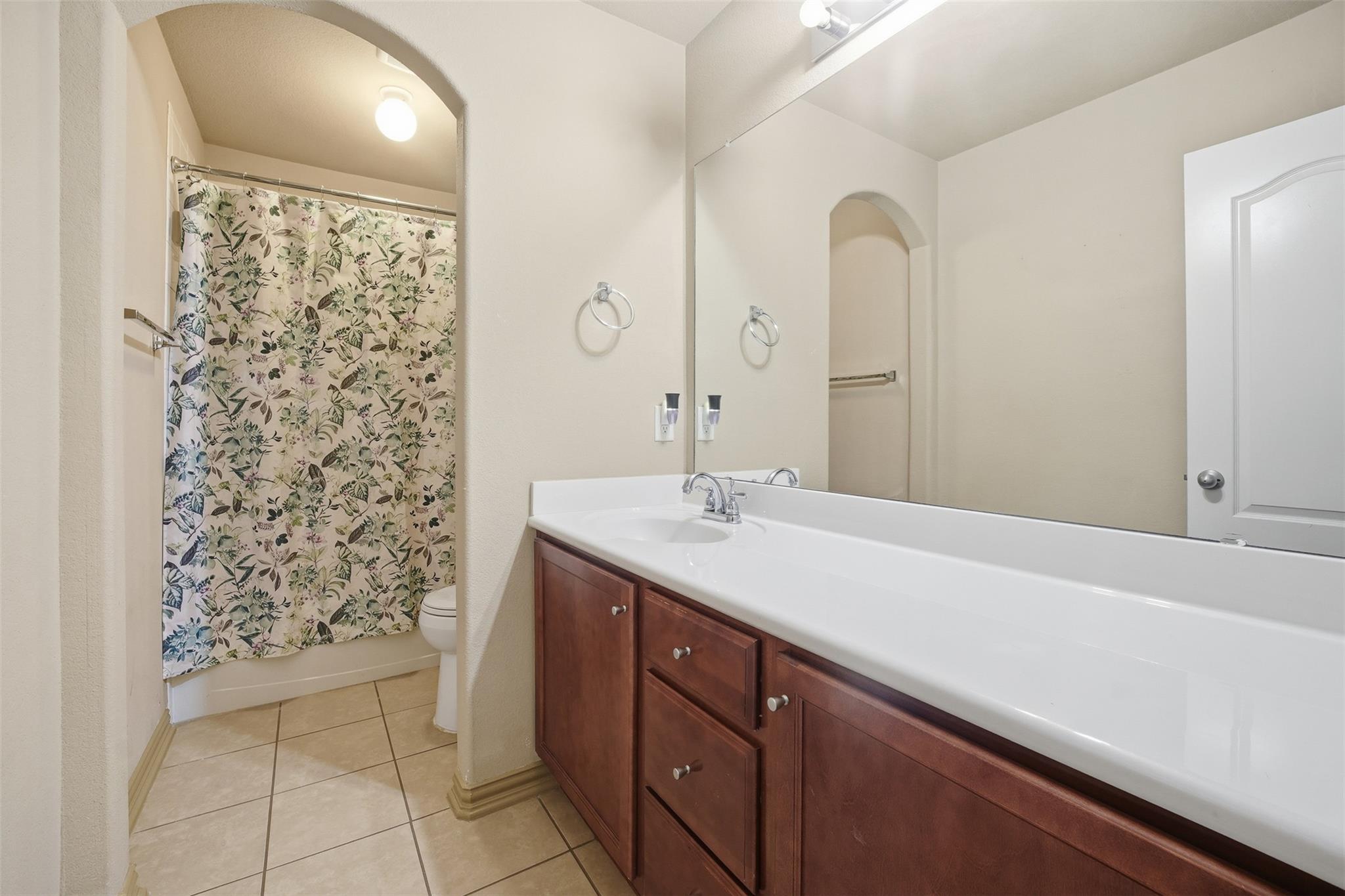 137 Orchard Hill Trl, Buda, TX 78610