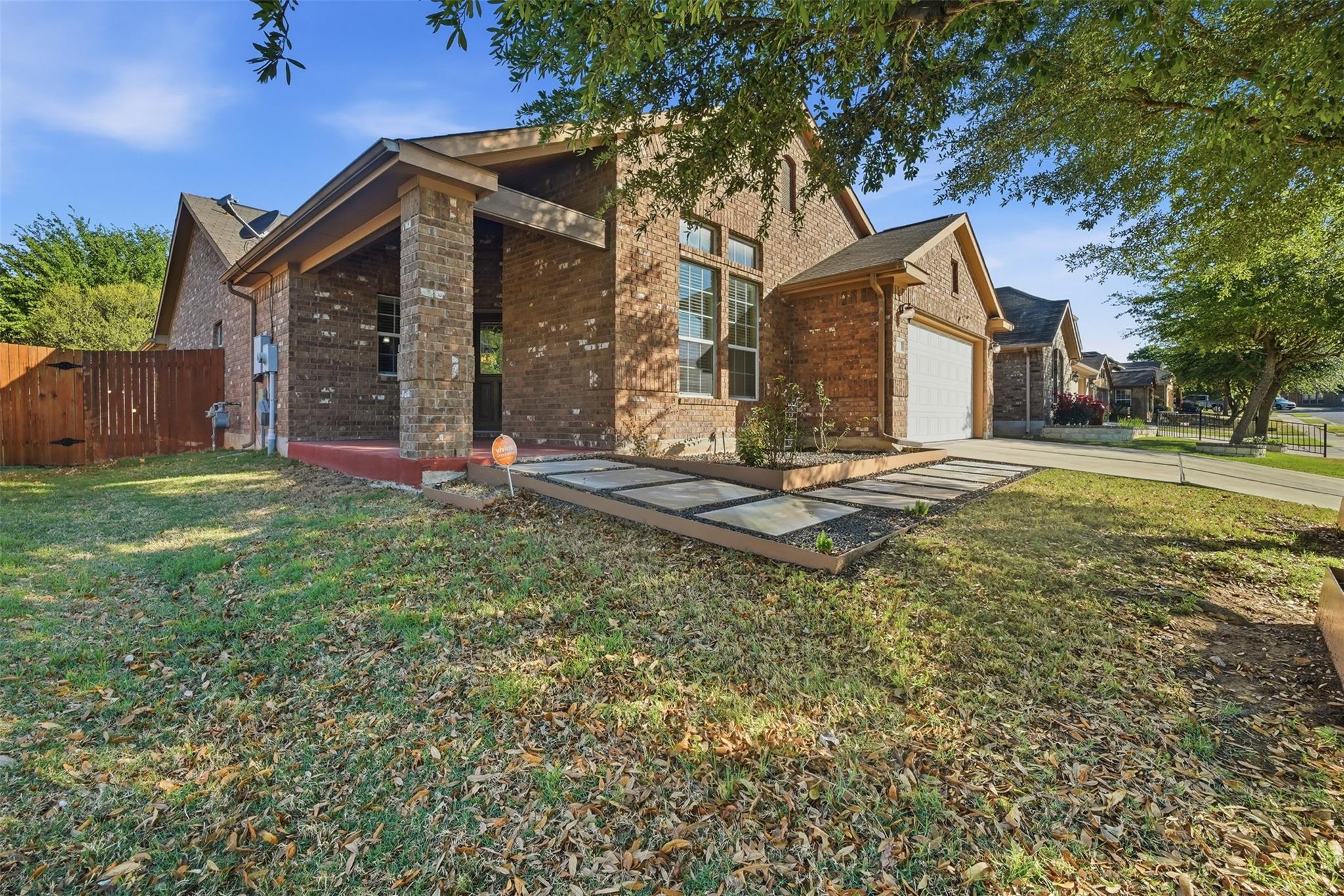 137 Orchard Hill Trl, Buda, TX 78610