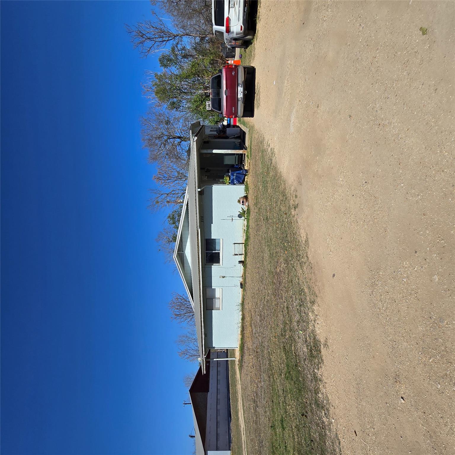 208 NW River Rd, Martindale, TX 78655