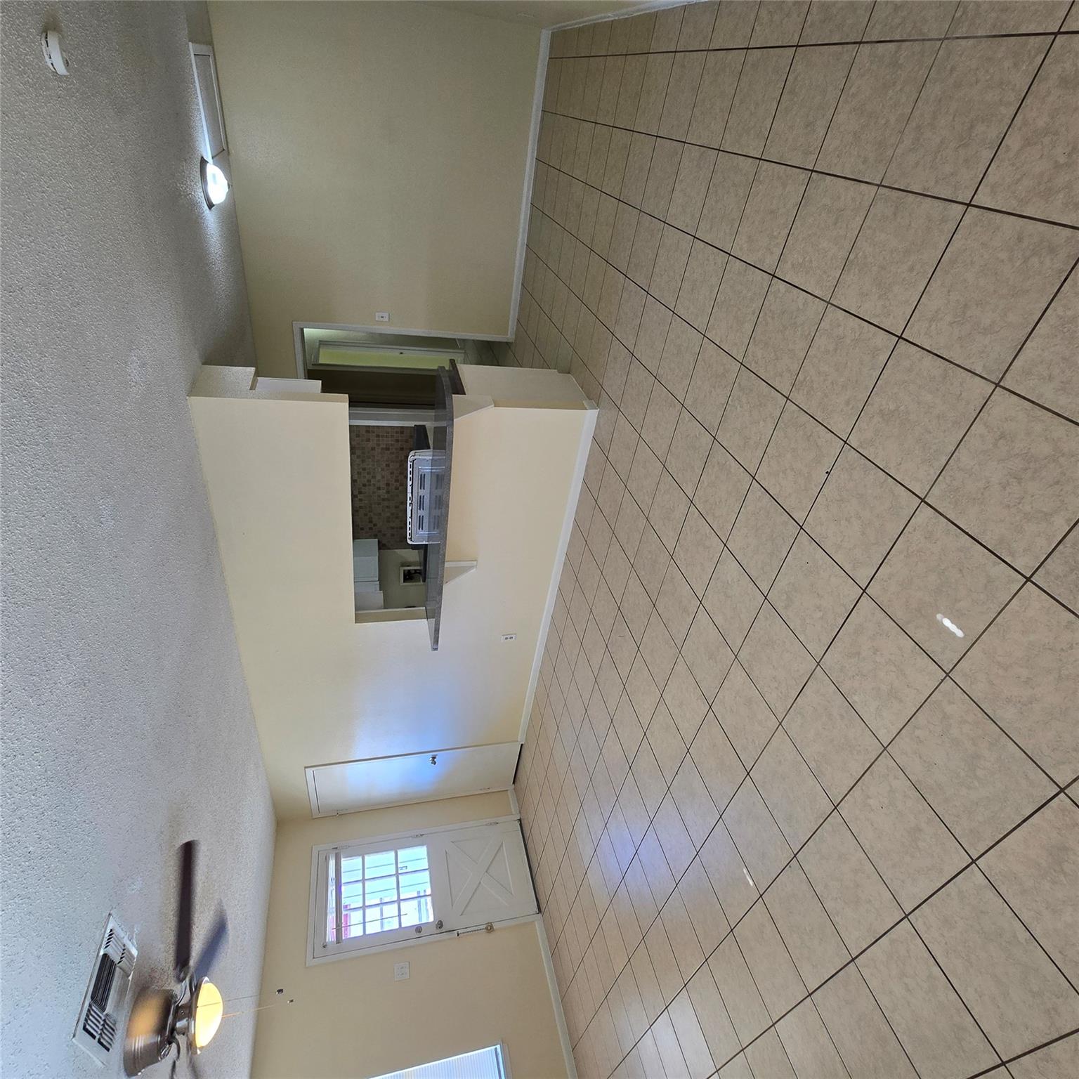 208 NW River Rd, Martindale, TX 78655