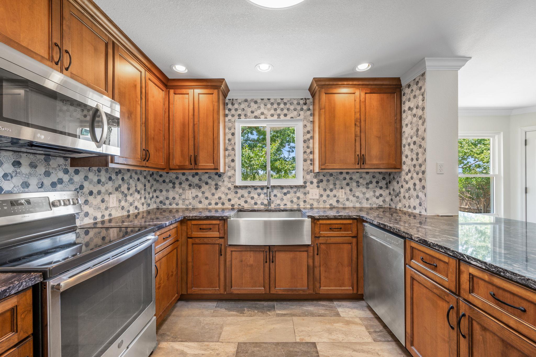 2440 Madeline Loop, Cedar Park, TX 78613