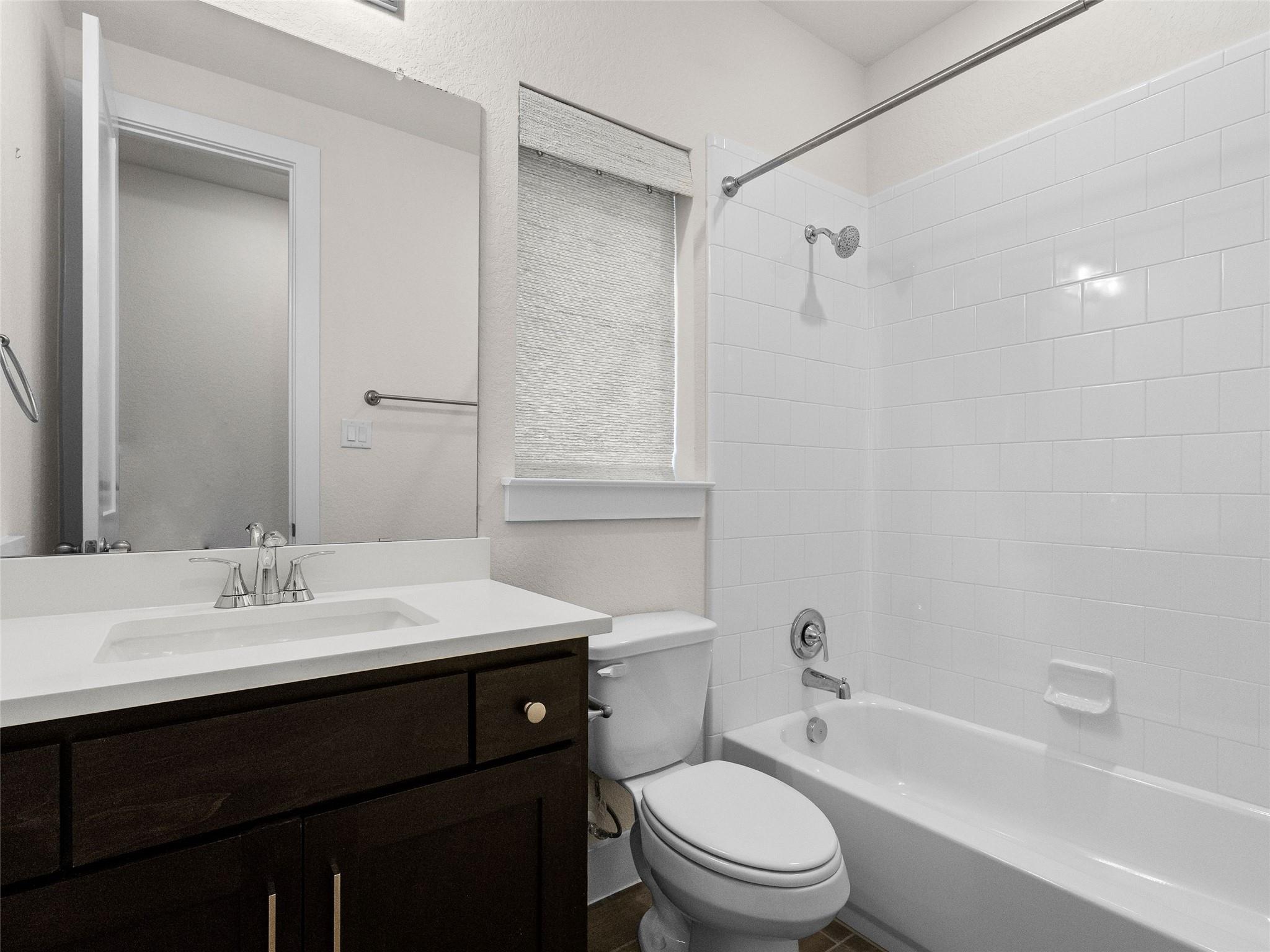 1037 Easy Gruene, New Braunfels, TX 78130