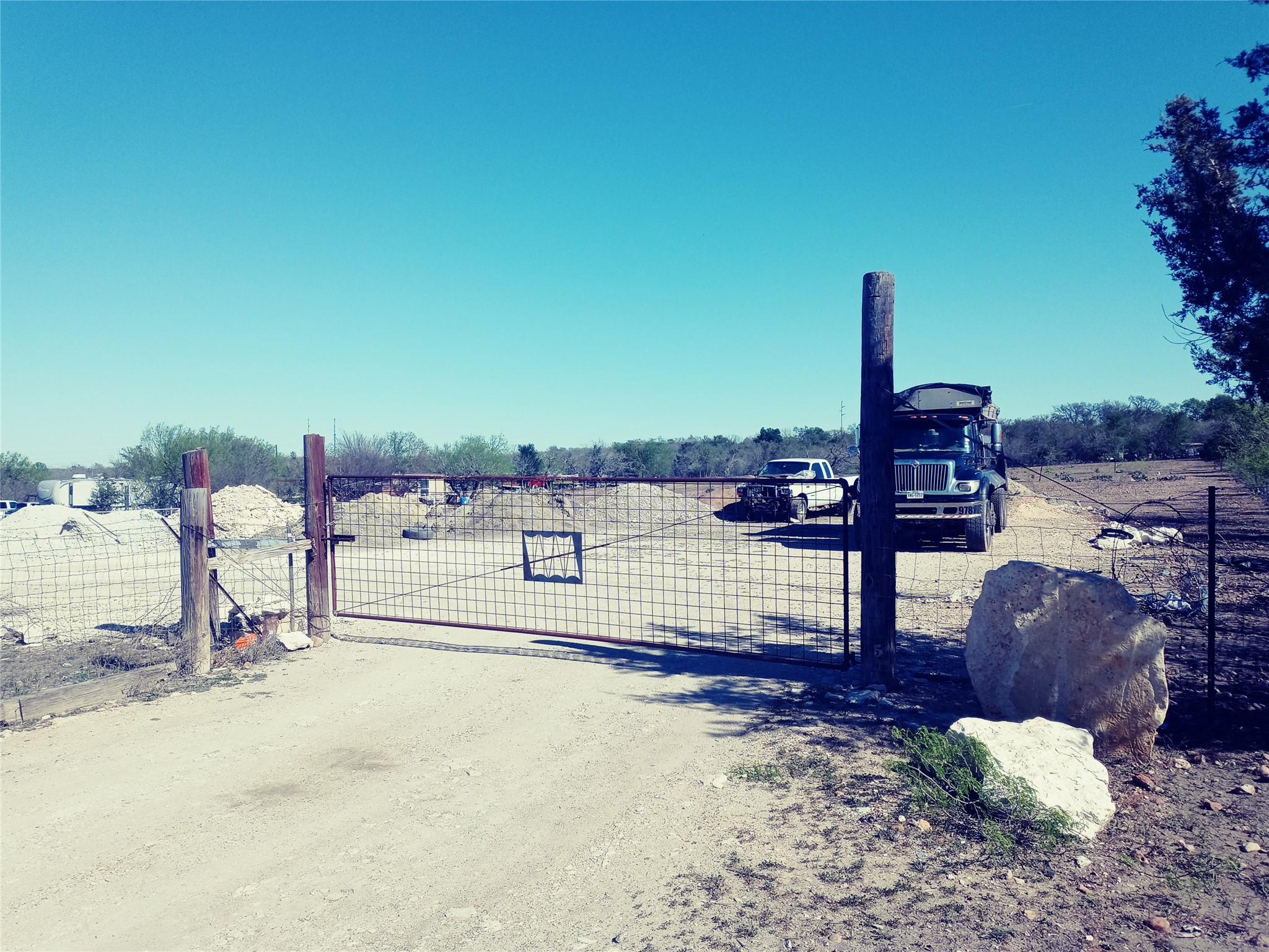 11717 Schriber Rd # B, Buda, TX 78610