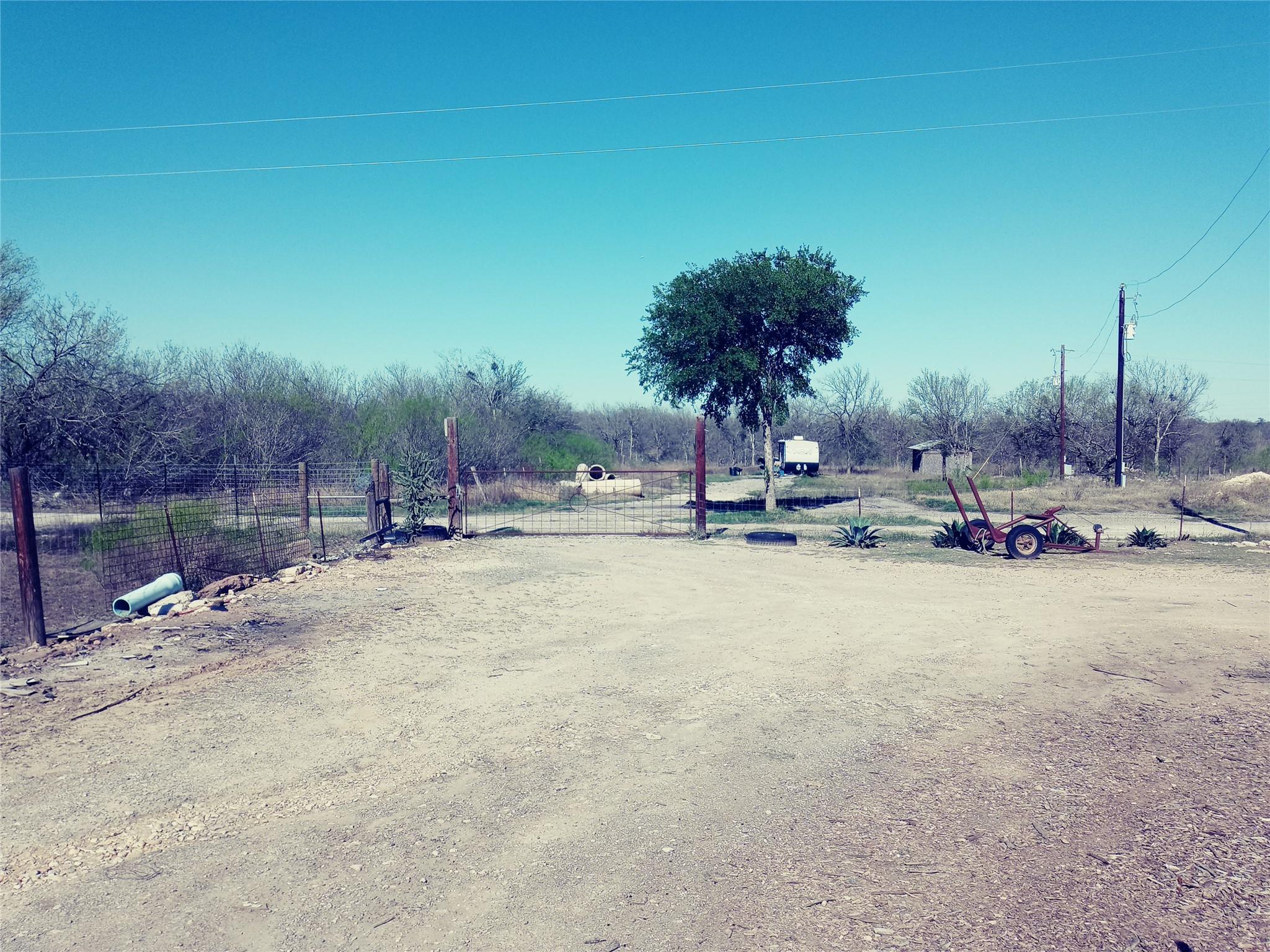 11717 Schriber Rd # B, Buda, TX 78610