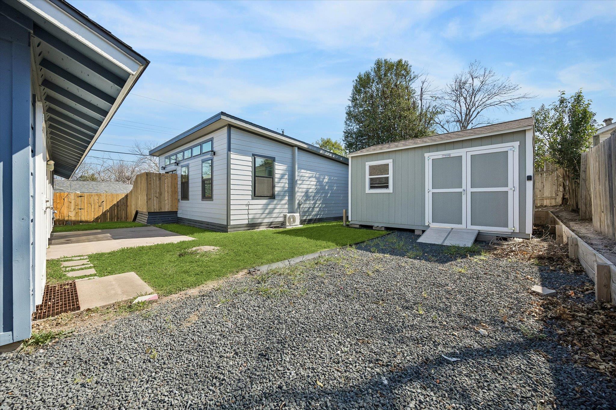 1411 Fairfield Dr, Austin, TX 78758