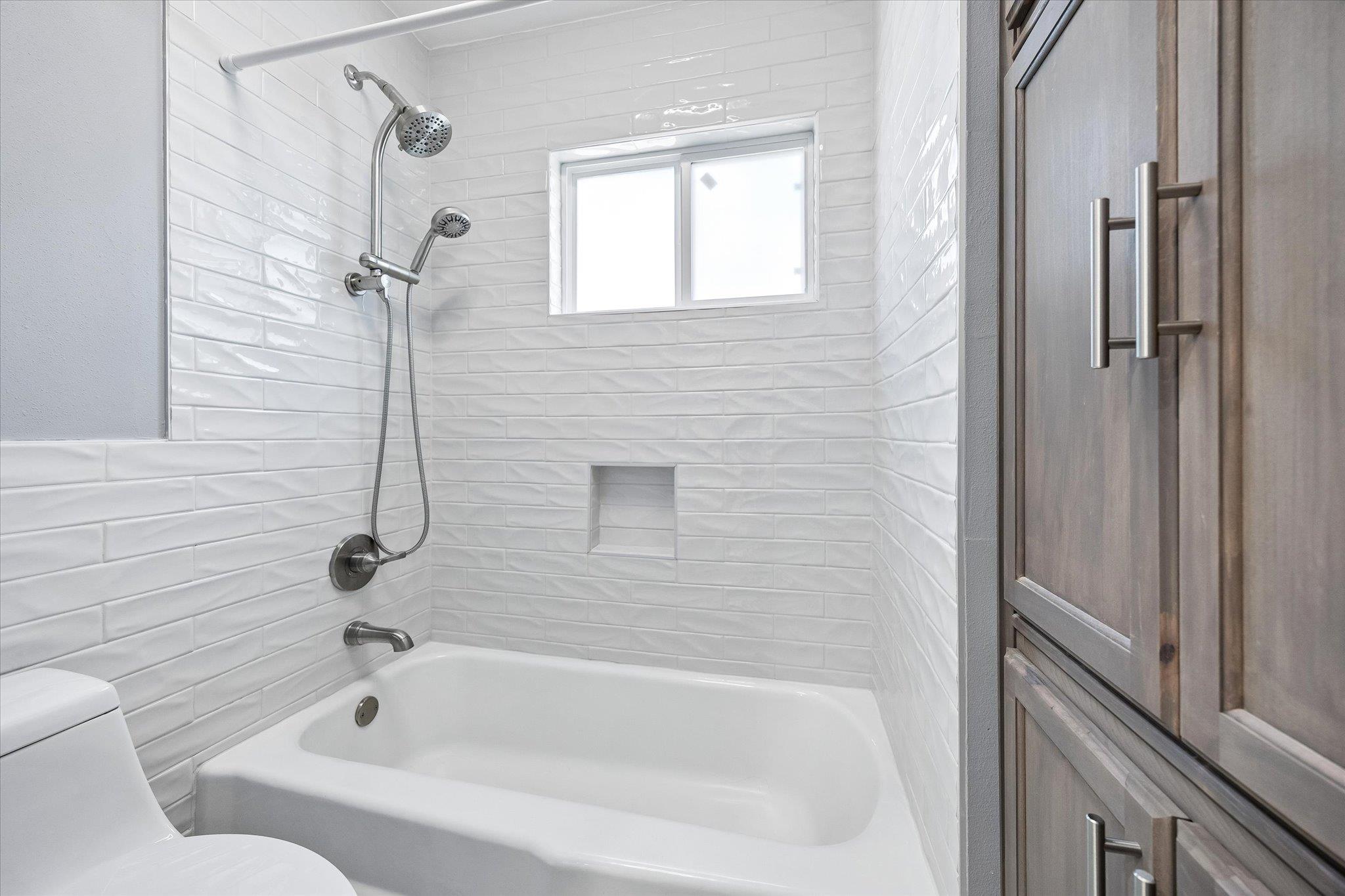 1411 Fairfield Dr, Austin, TX 78758