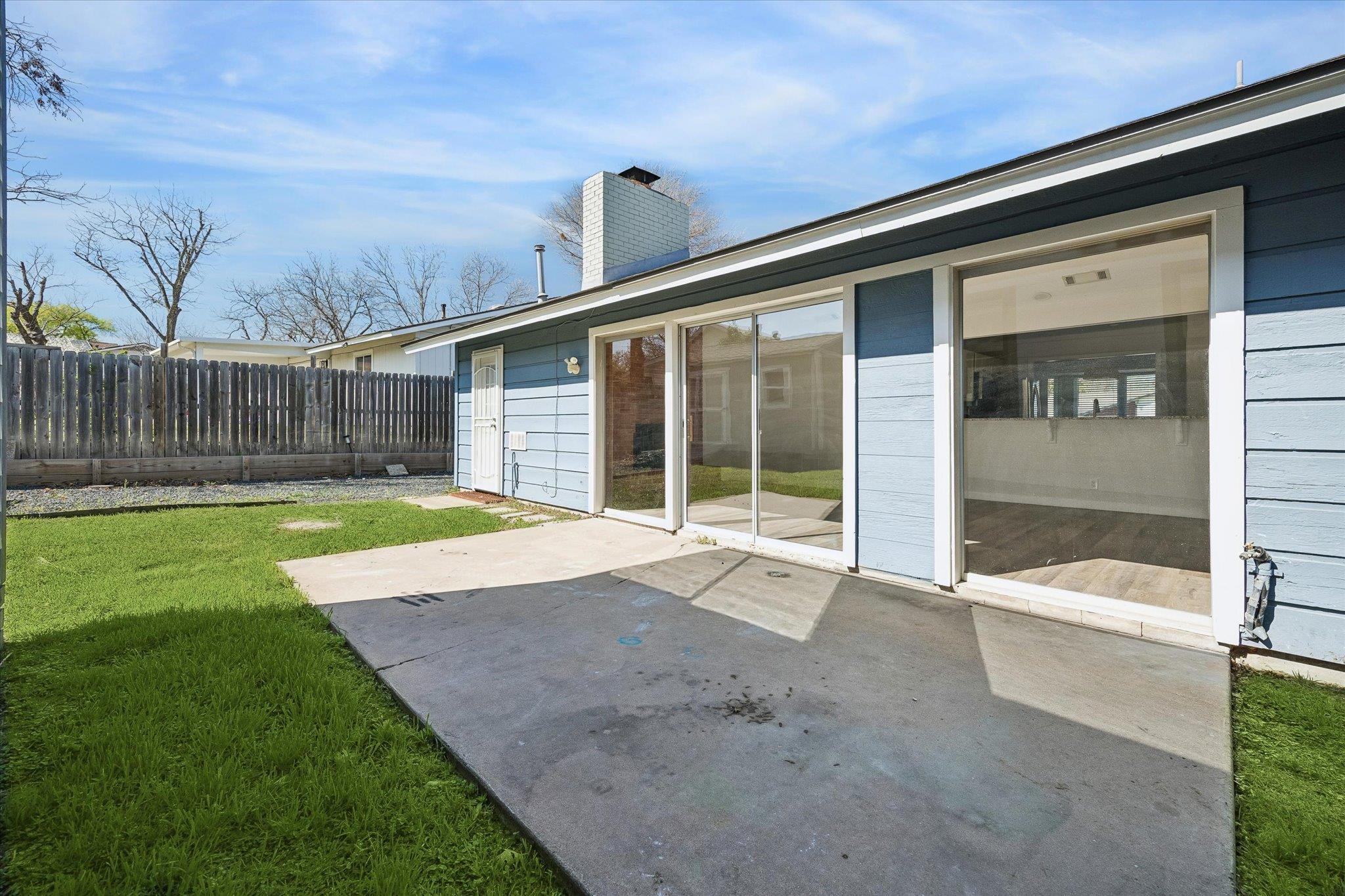 1411 Fairfield Dr, Austin, TX 78758