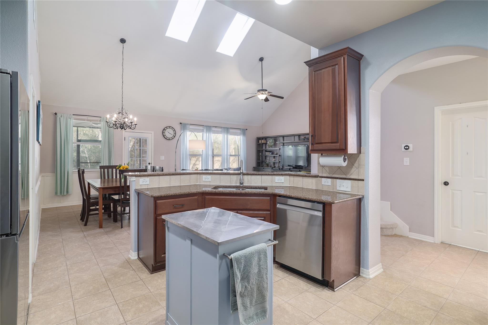 11009 Cherisse Dr, Austin, TX 78739