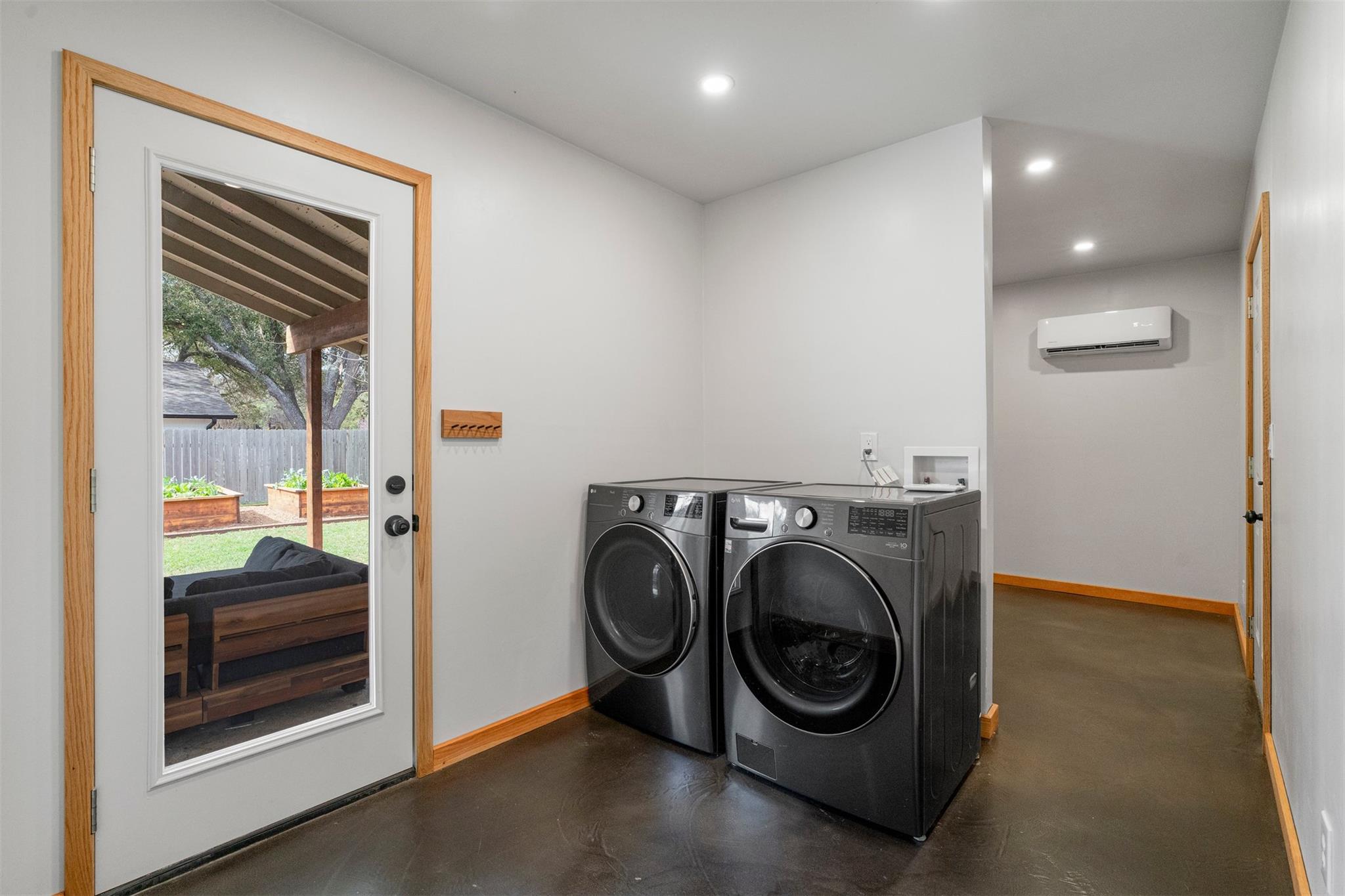 1111 Radam Cir, Austin, TX 78745