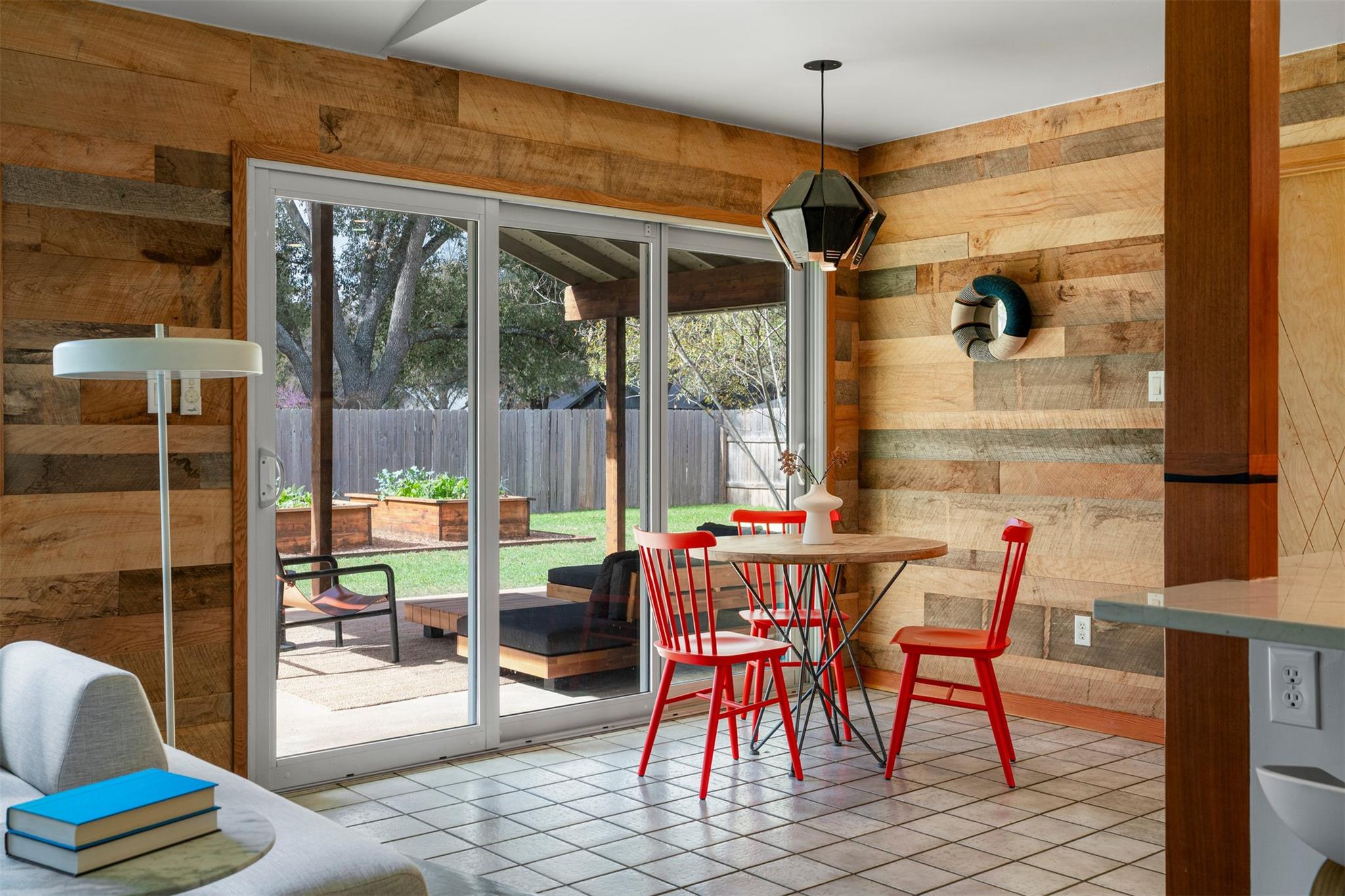 1111 Radam Cir, Austin, TX 78745