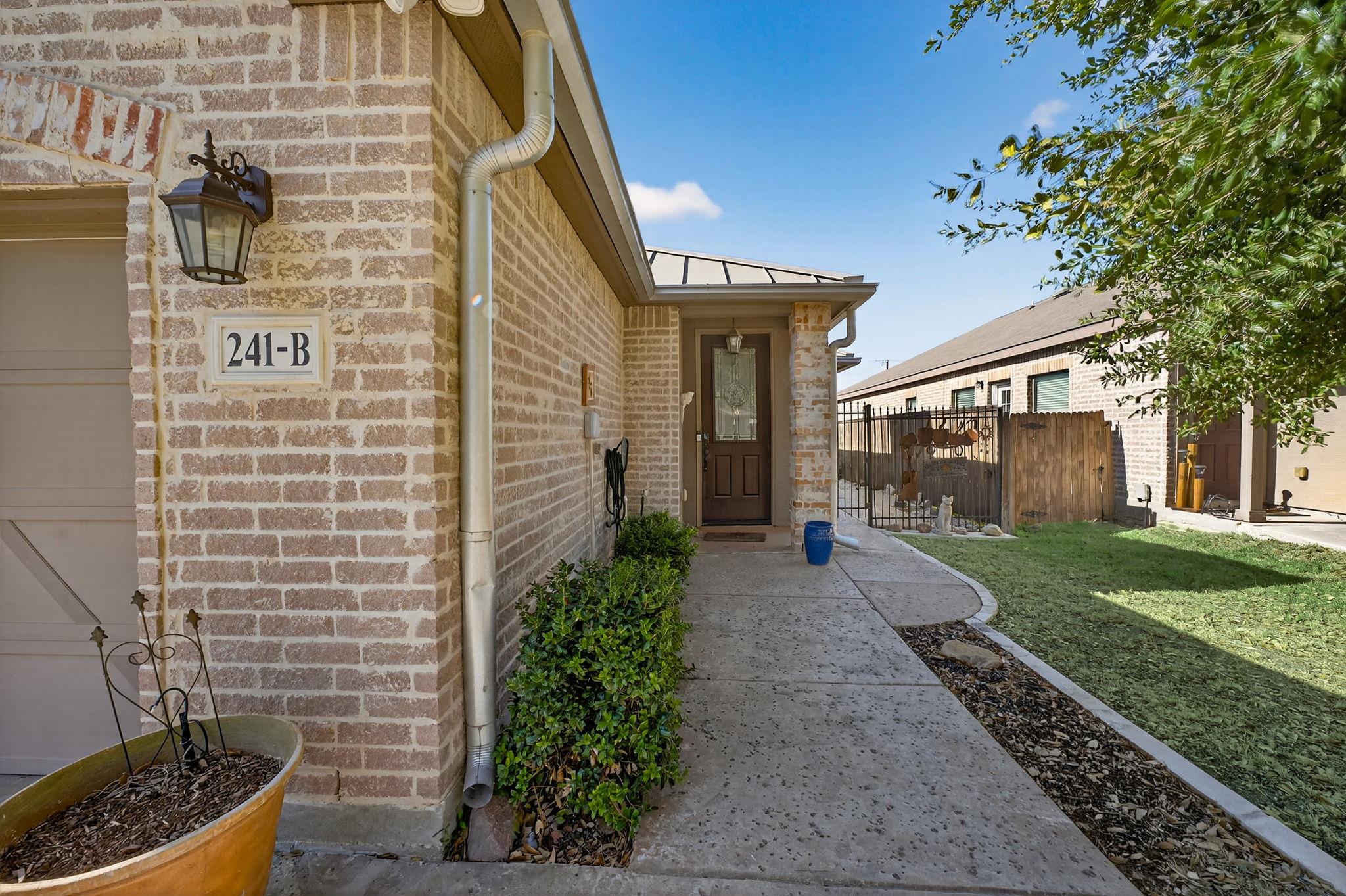 241 Anne Louise Dr # A & B, New Braunfels, TX 78130