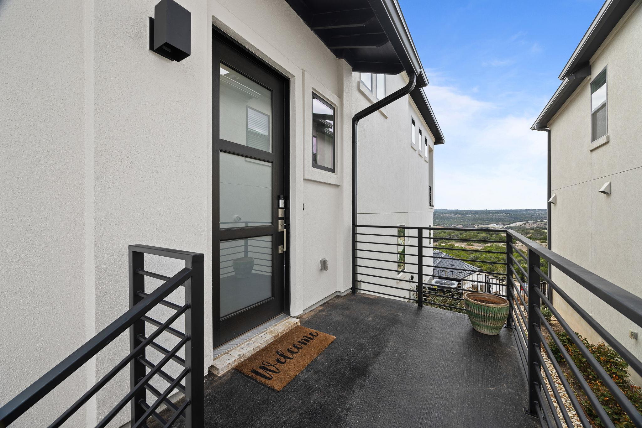 8 Doverland Dr, Austin, TX 78738