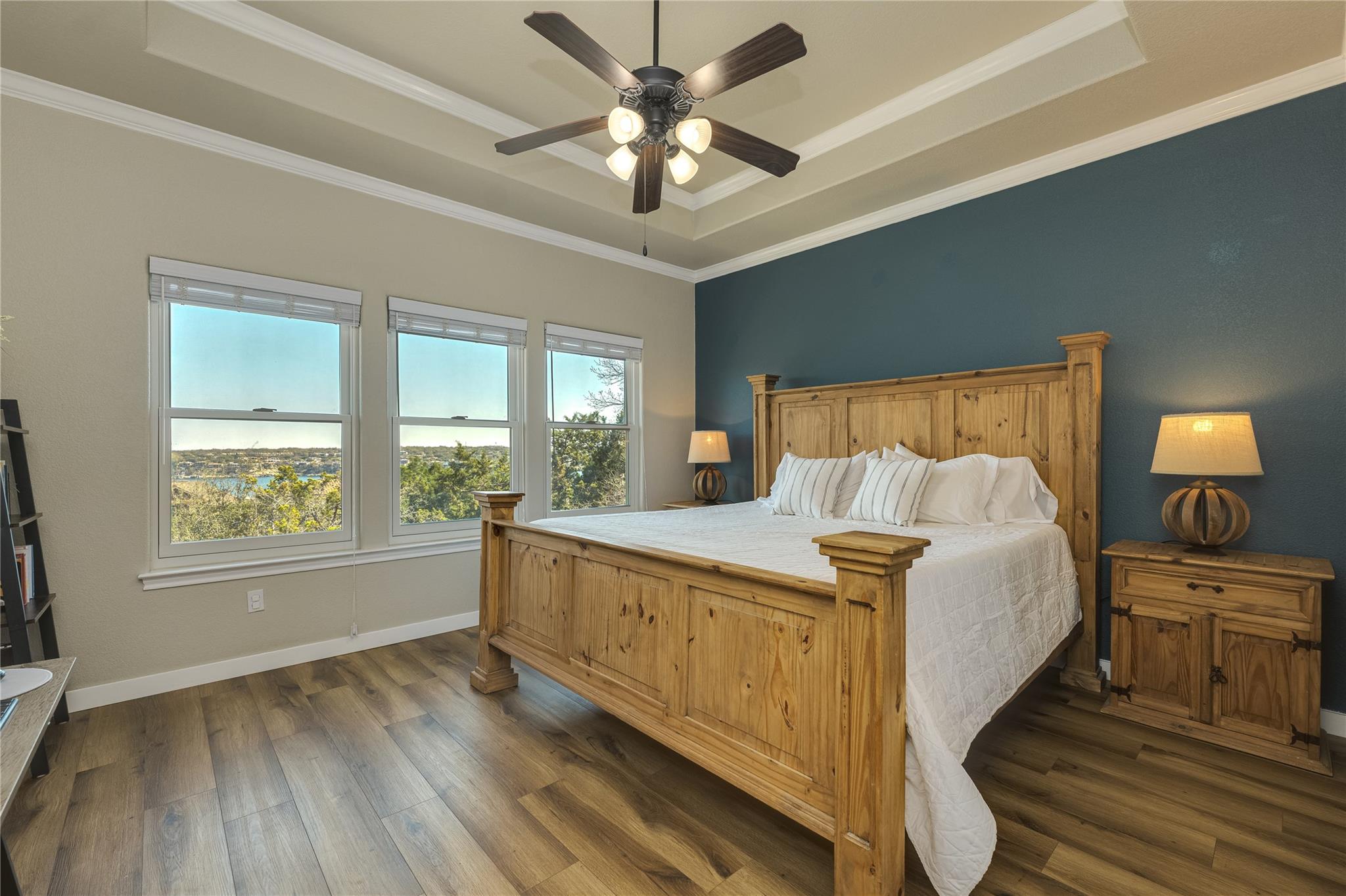 330 Southwind Rd, Point Venture, TX 78645