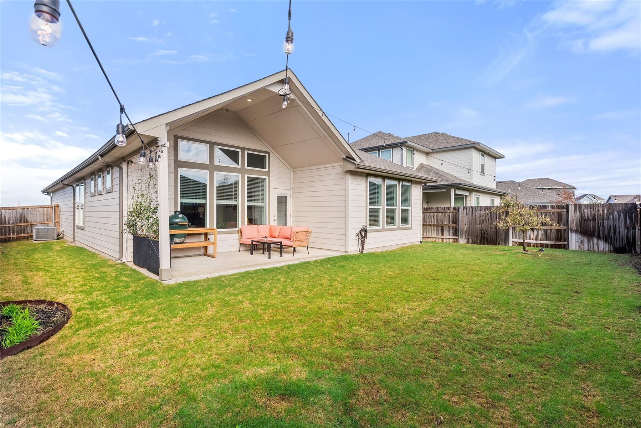 233 Snowbell St, San Marcos, TX 78666