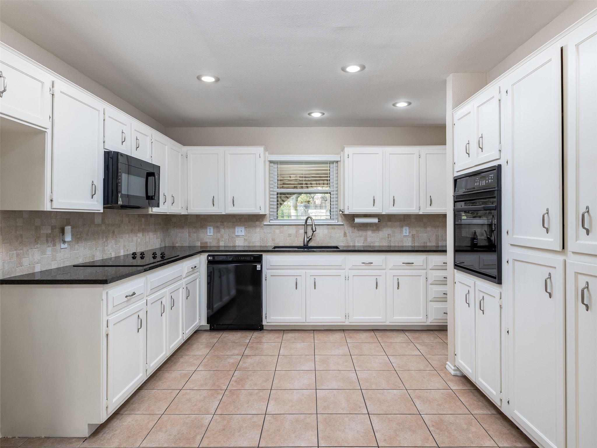 309 Kings Canyon Dr S, Cedar Park, TX 78613