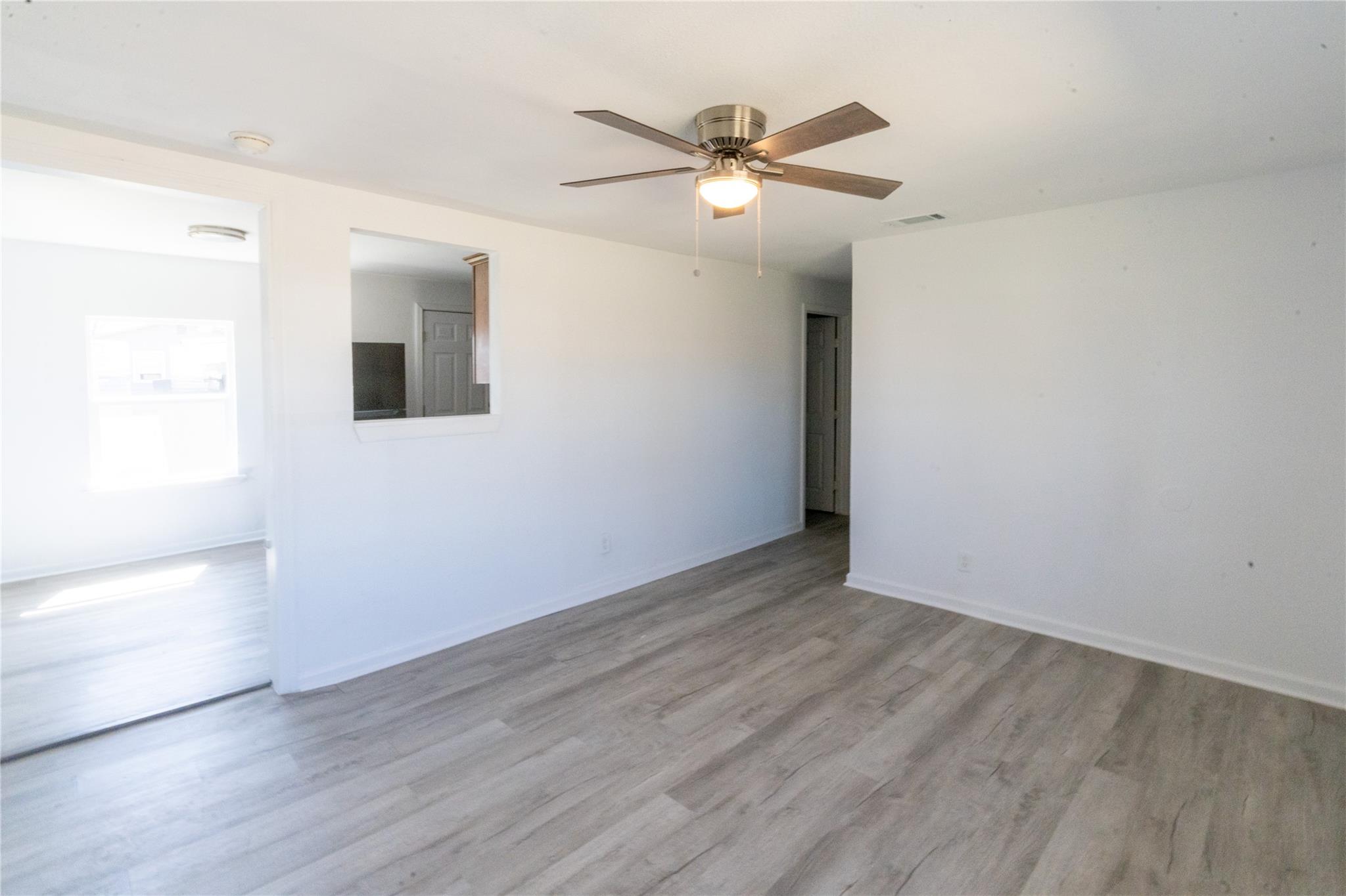 702 N 2nd St, Copperas Cove, TX 76522