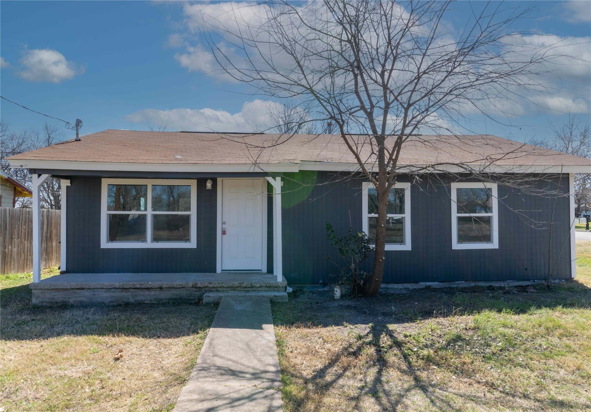 702 N 2nd St, Copperas Cove, TX 76522