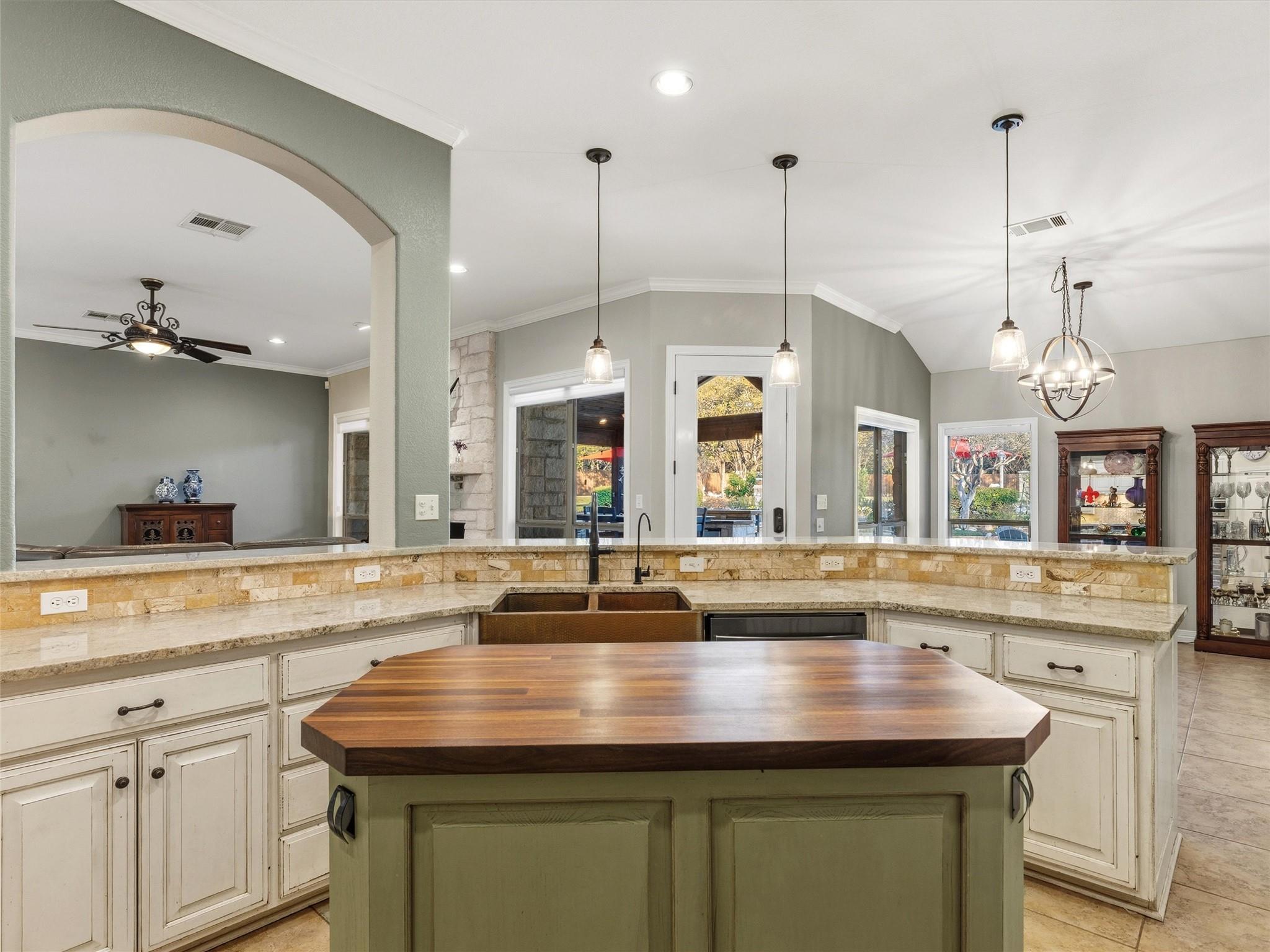 109 Roberts Cir, Georgetown, TX 78633