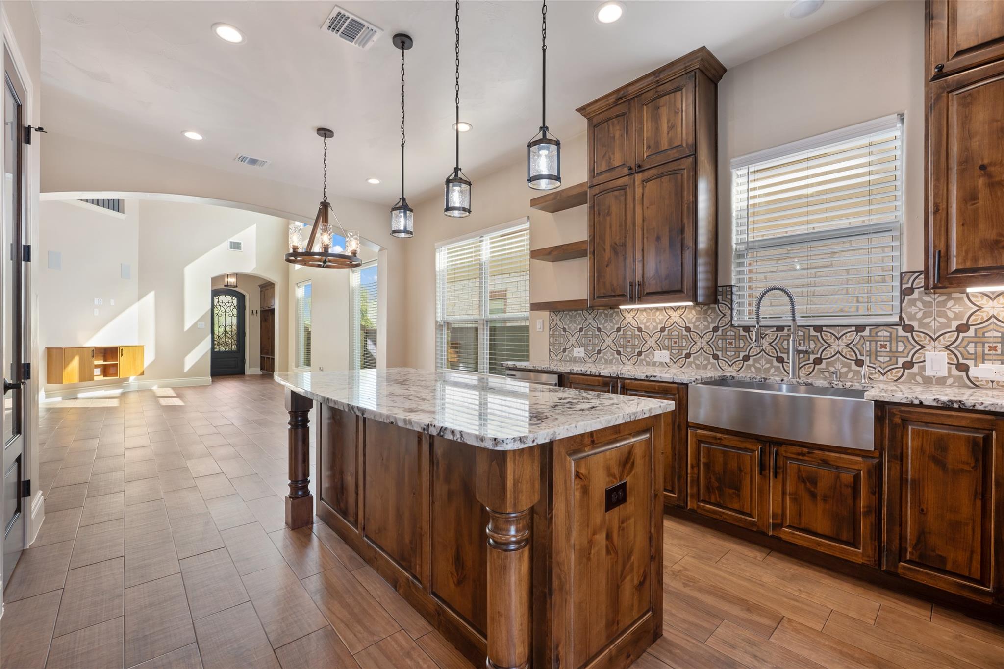 600 Samaripa St, Manor, TX 78653