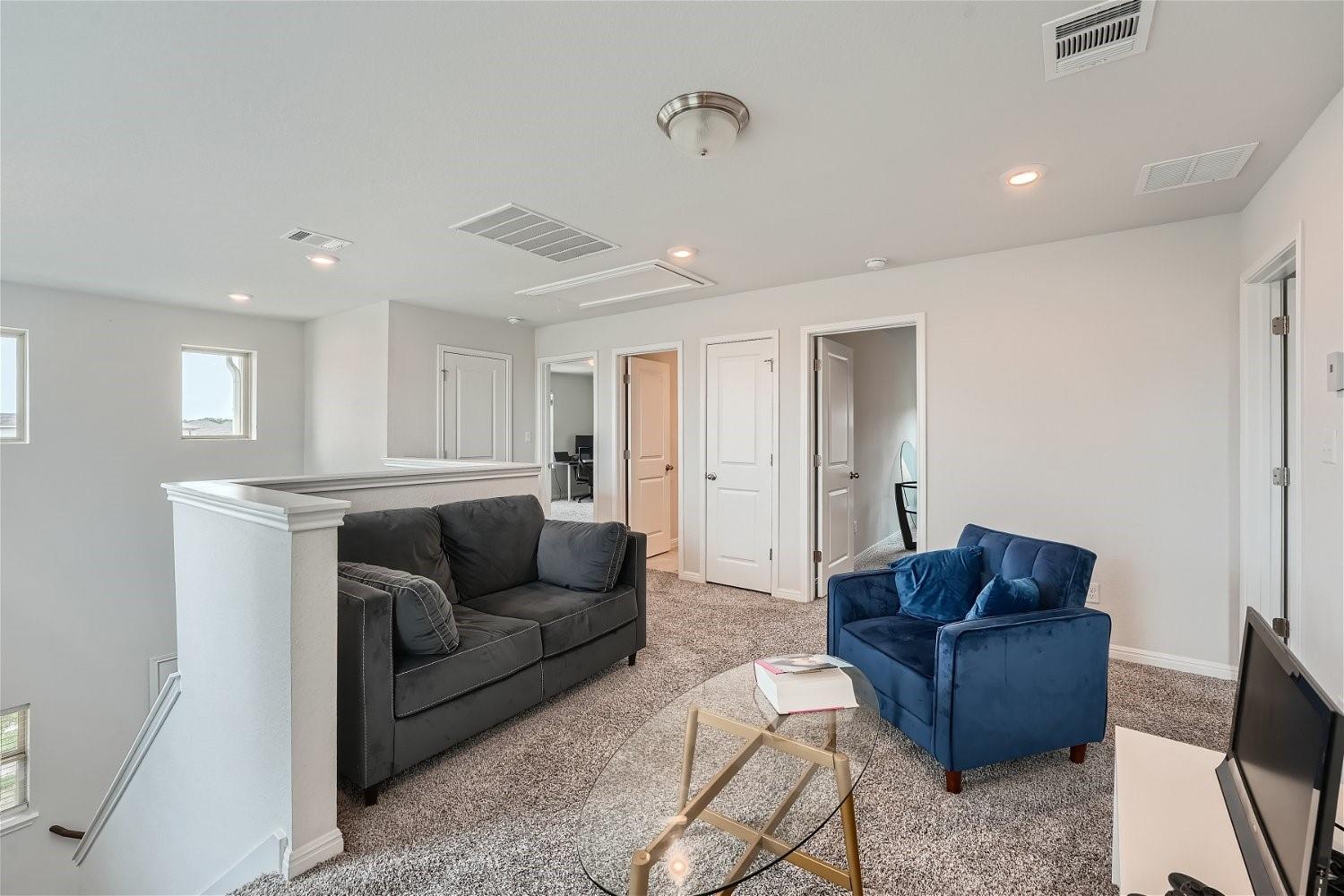 104 Red Cedar Ct, Georgetown, TX 78628