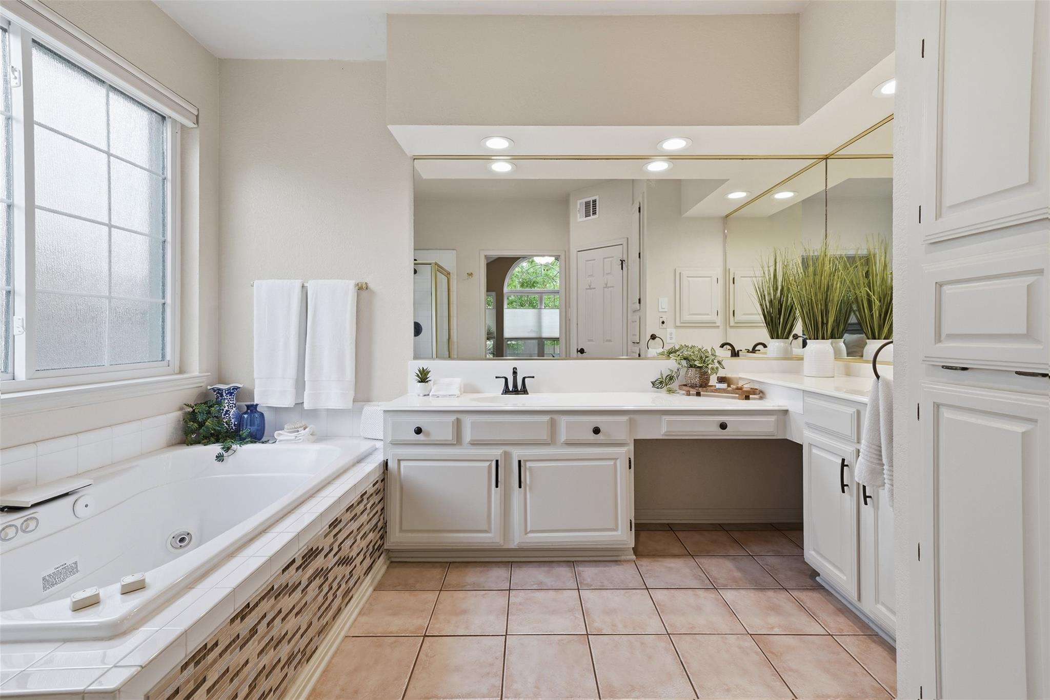 10507 Erica Leigh Ct, Austin, TX 78726