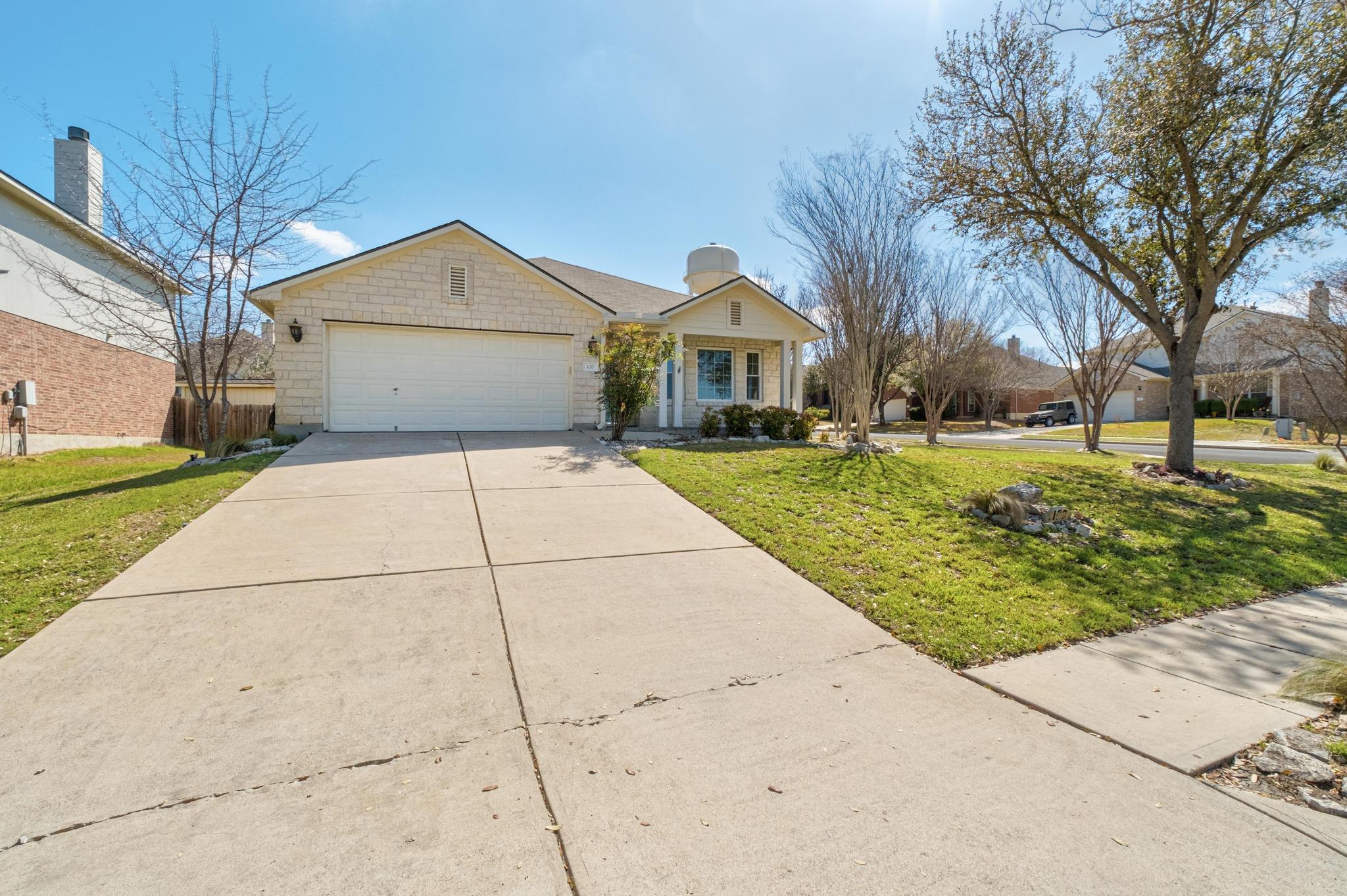 100 Pecanwood S, Kyle, TX 78640