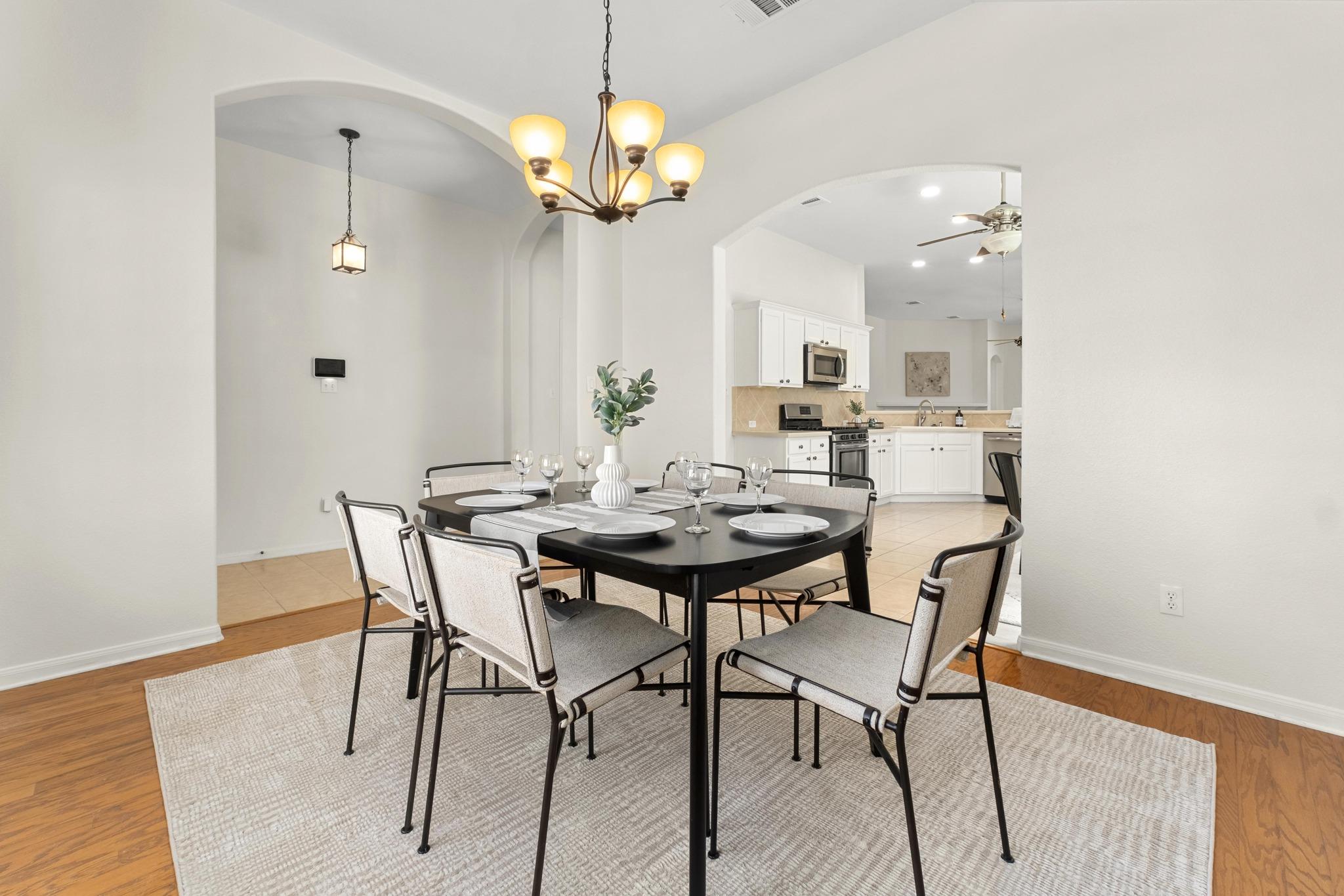 100 Pecanwood S, Kyle, TX 78640