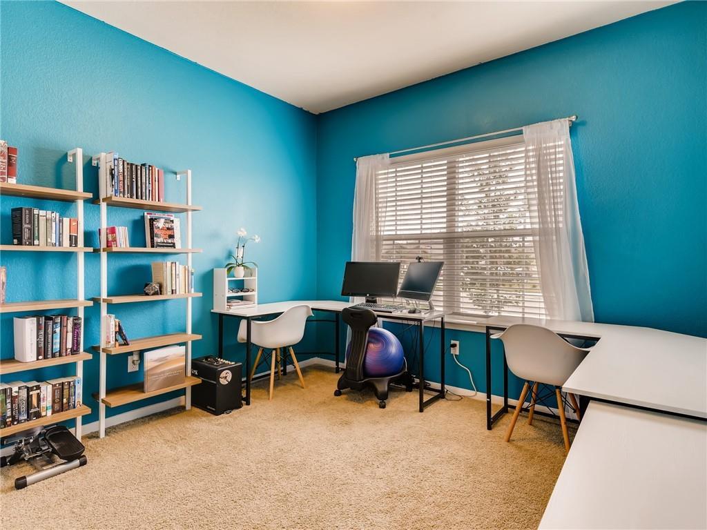 471 Cibolo Creek Dr, Kyle, TX 78640