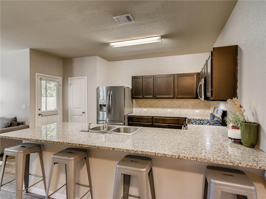 471 Cibolo Creek Dr, Kyle, TX 78640