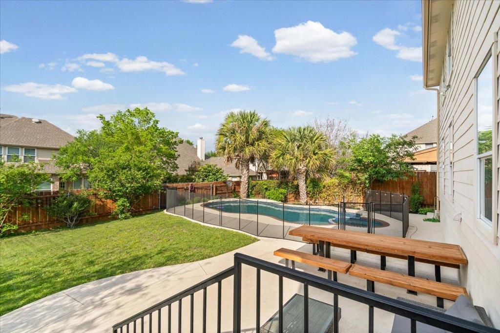 2002 Forest Hill Cv, Round Rock, TX 78665