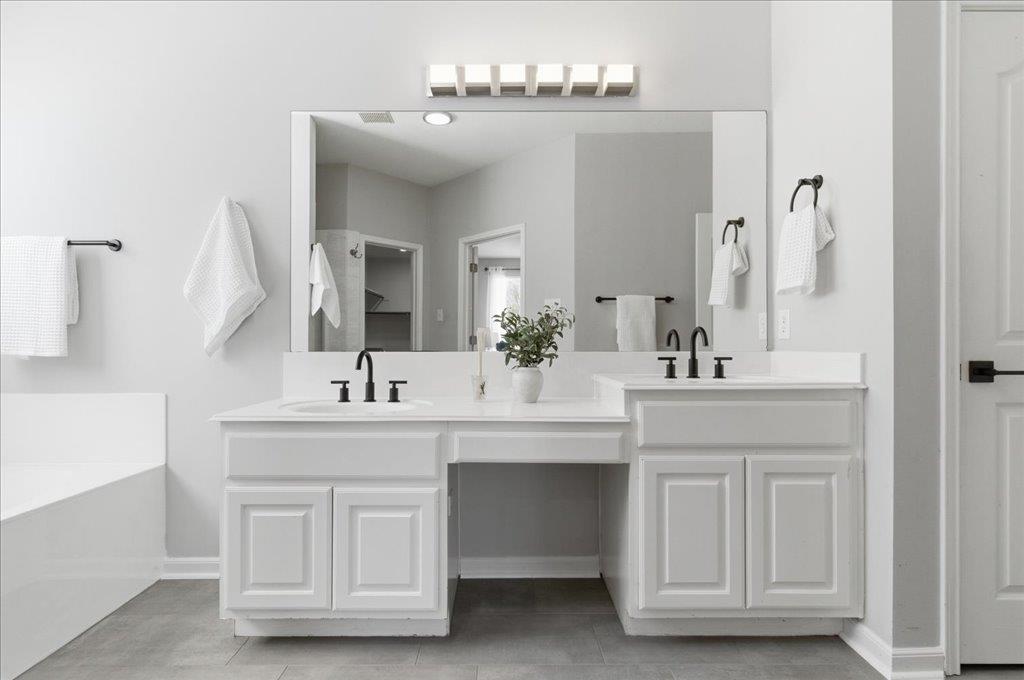 2002 Forest Hill Cv, Round Rock, TX 78665