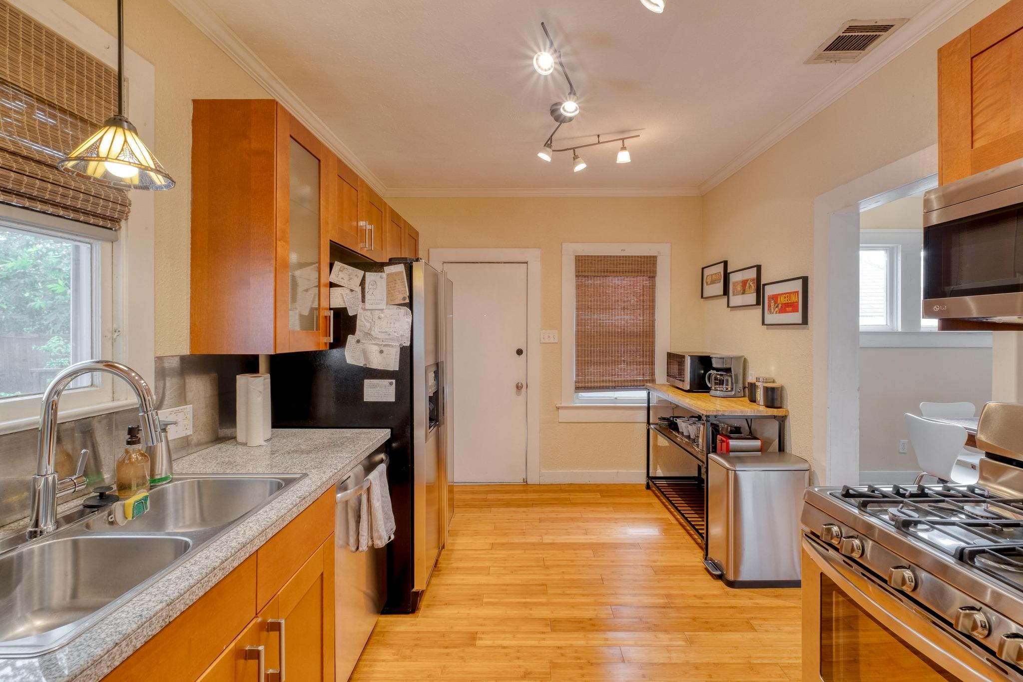 1706 Pennsylvania Ave, Austin, TX 78702