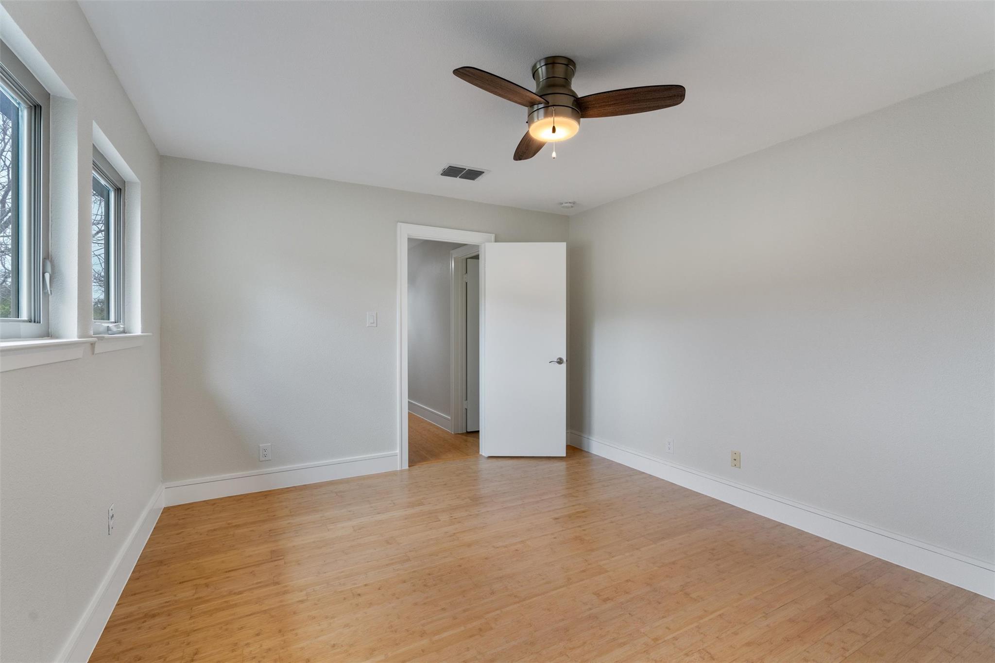 6405 Danwood Dr, Austin, TX 78759