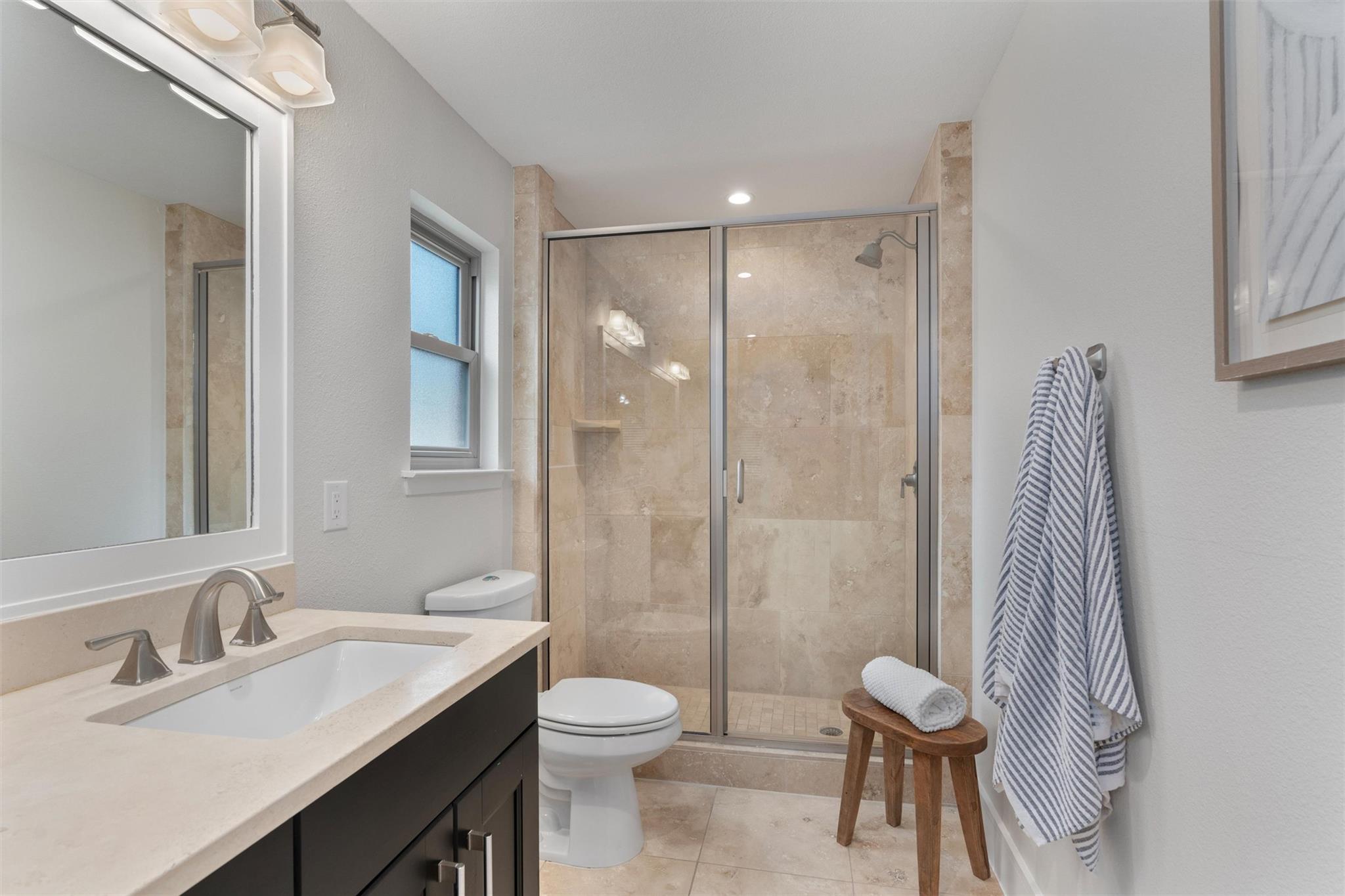 6405 Danwood Dr, Austin, TX 78759