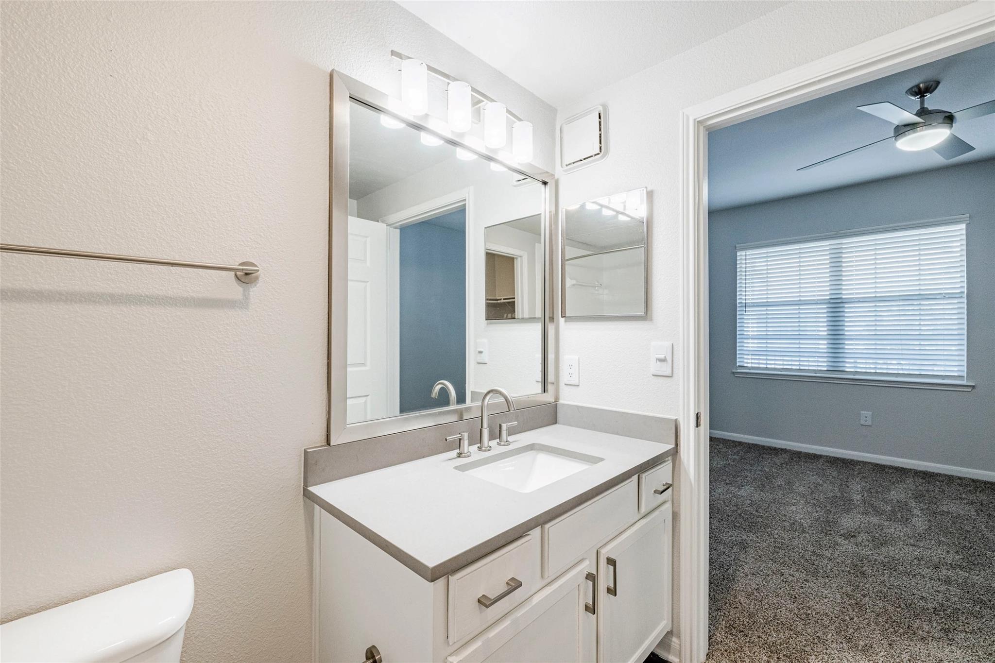 12215 Hunters Chase Dr # N-10307N, Austin, TX 78729