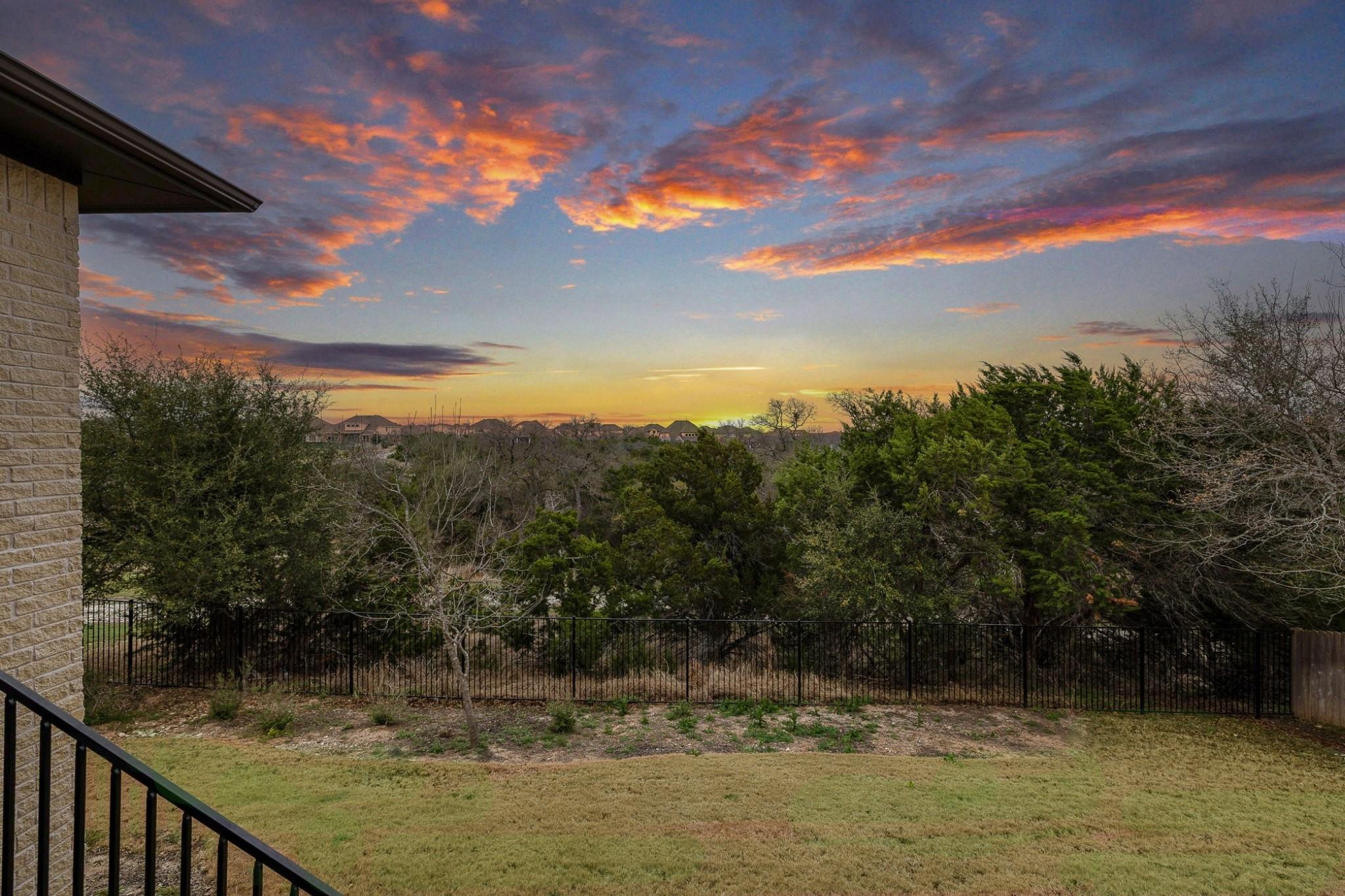 1065 Creeks Edge Vw, Leander, TX 78641