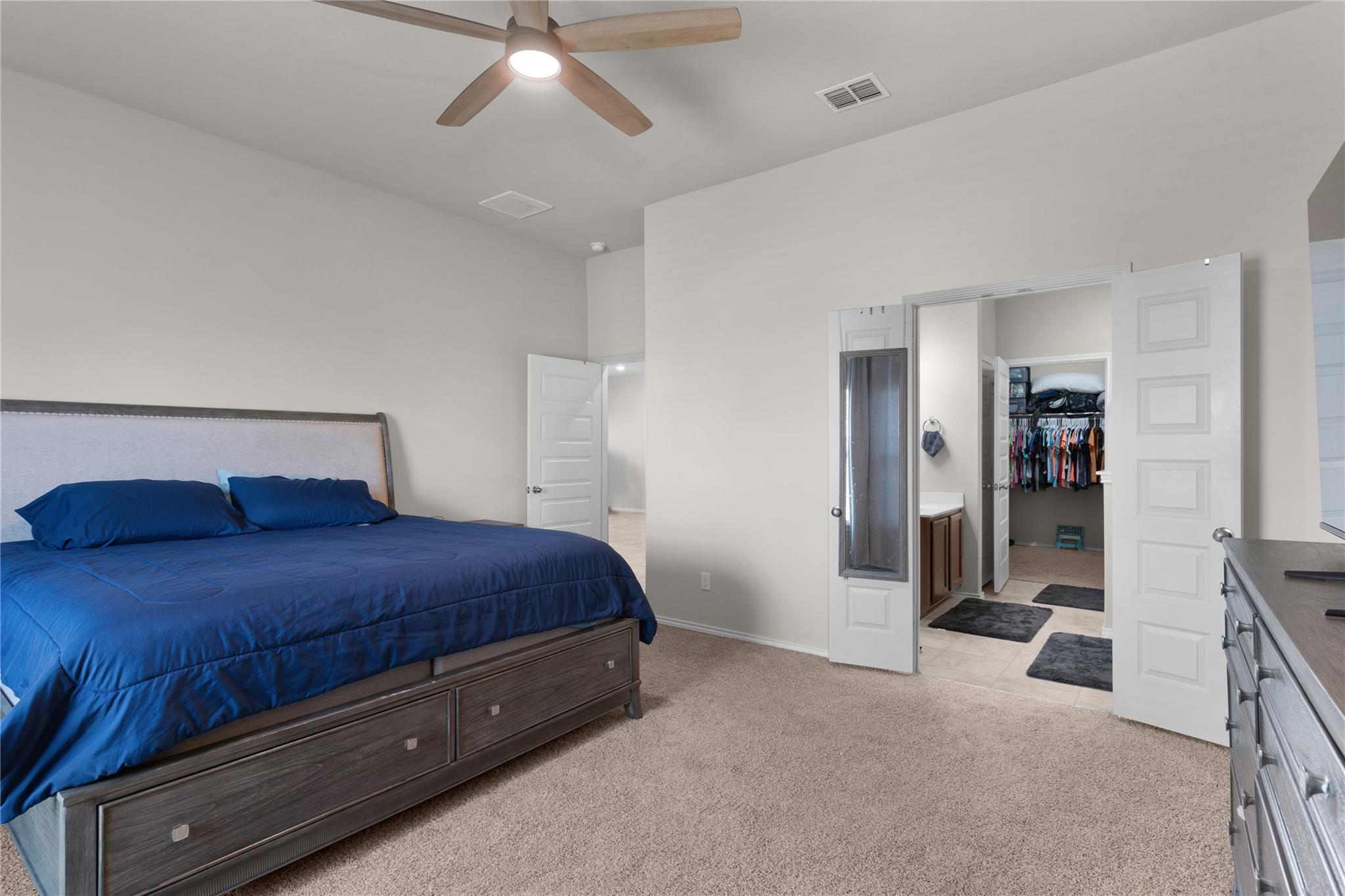 1027 Slight St, New Braunfels, TX 78130