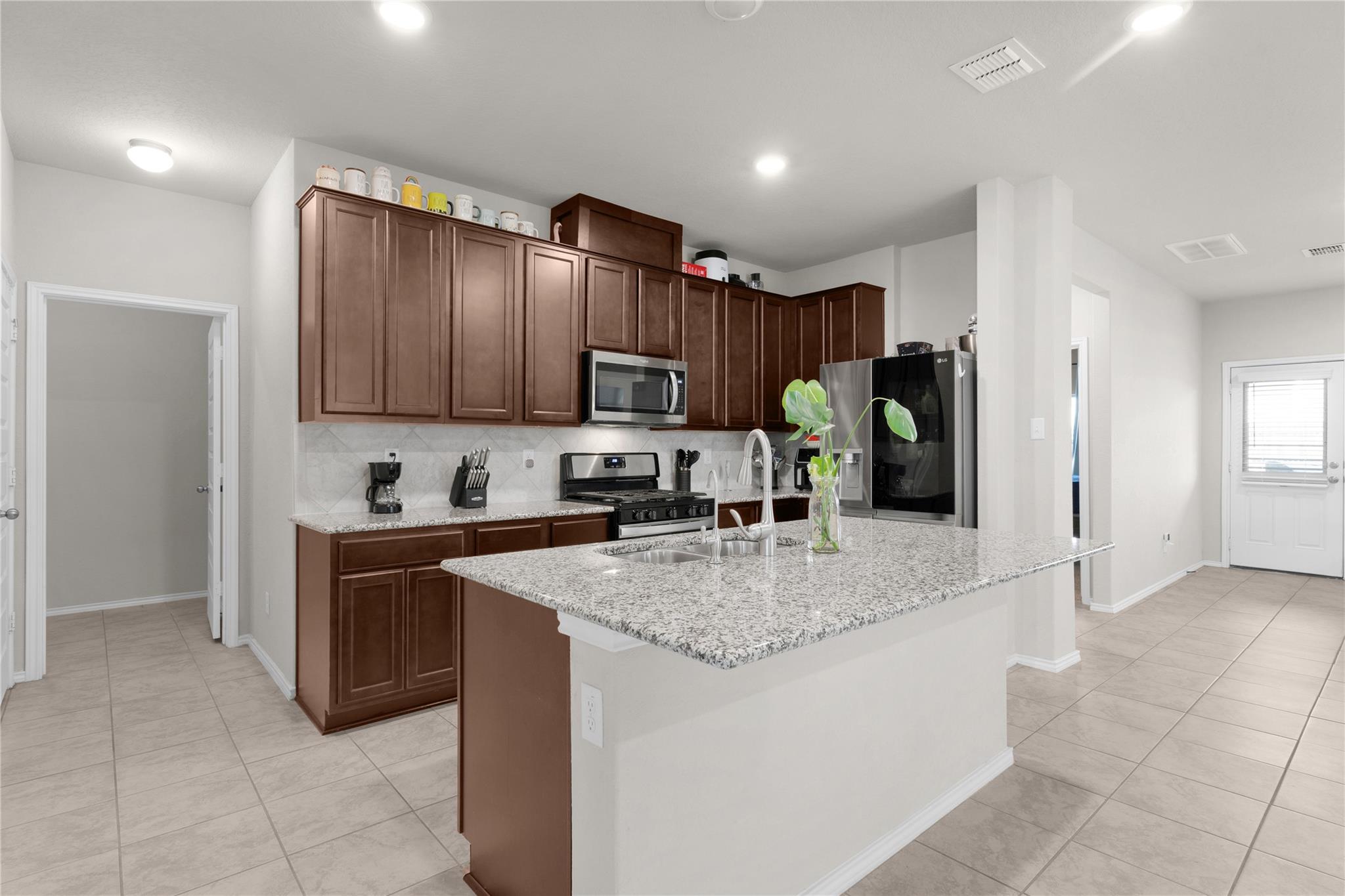 1027 Slight St, New Braunfels, TX 78130