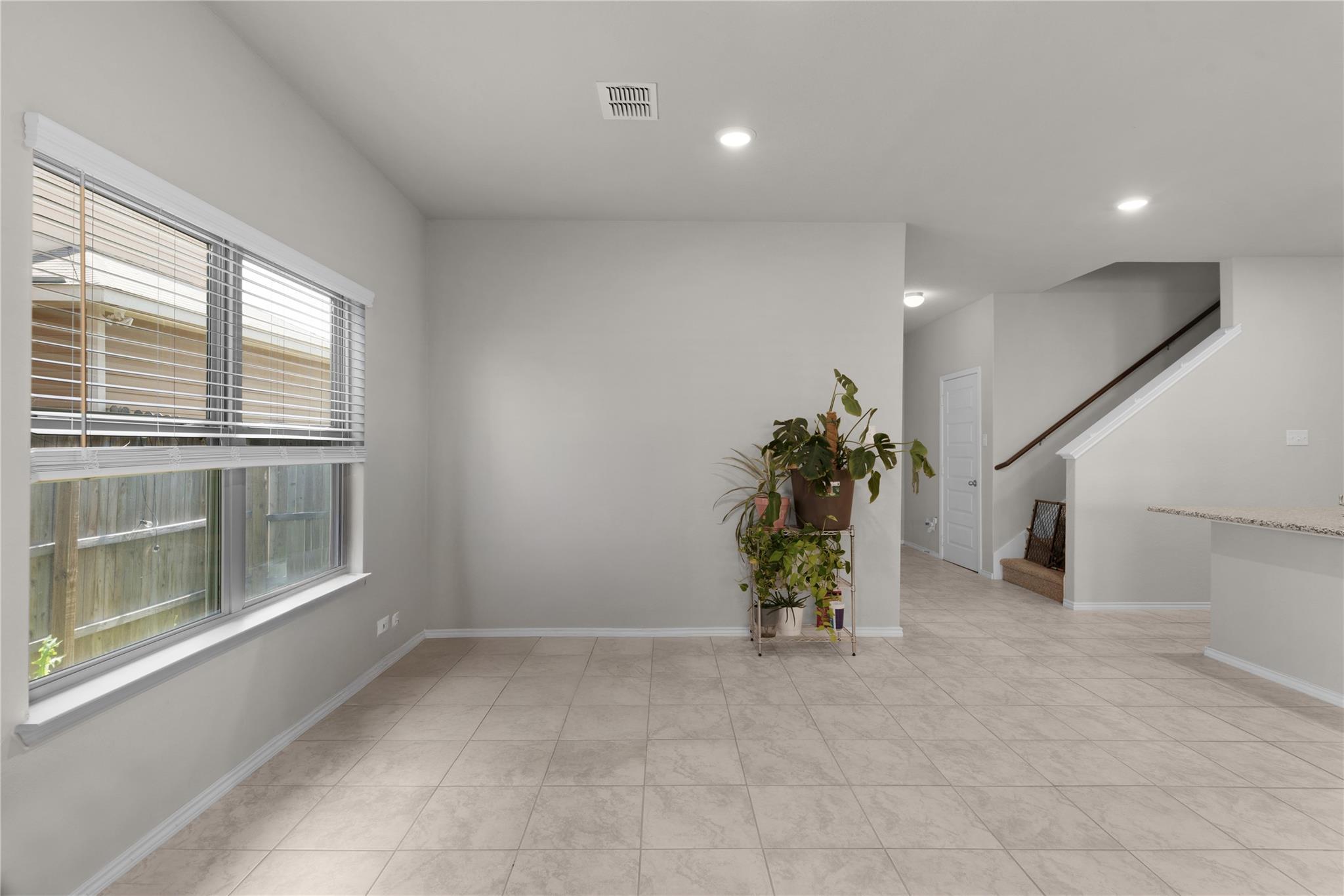 1027 Slight St, New Braunfels, TX 78130