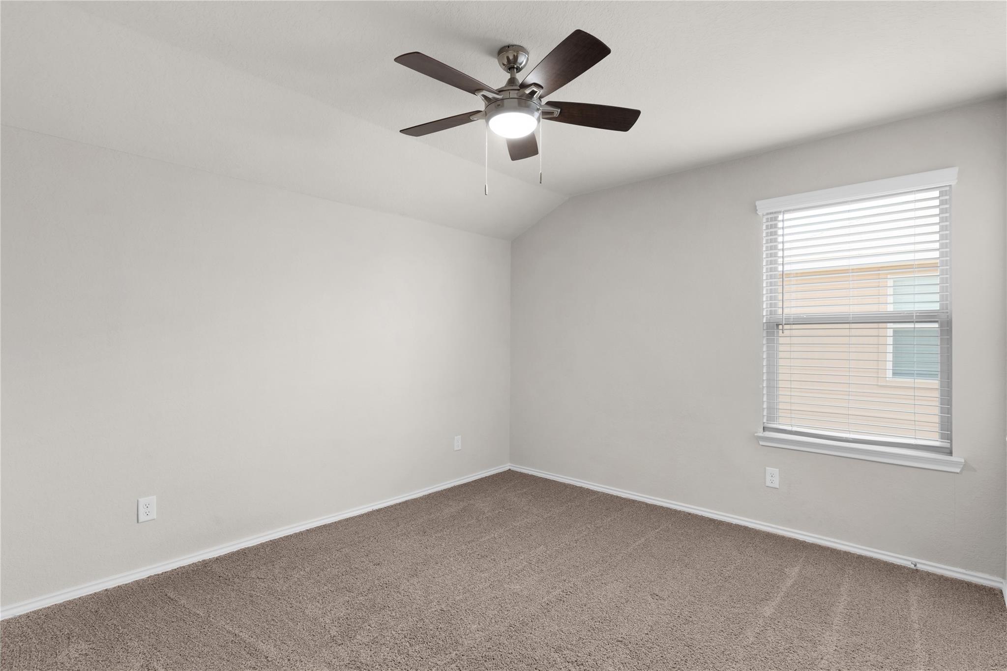 1027 Slight St, New Braunfels, TX 78130