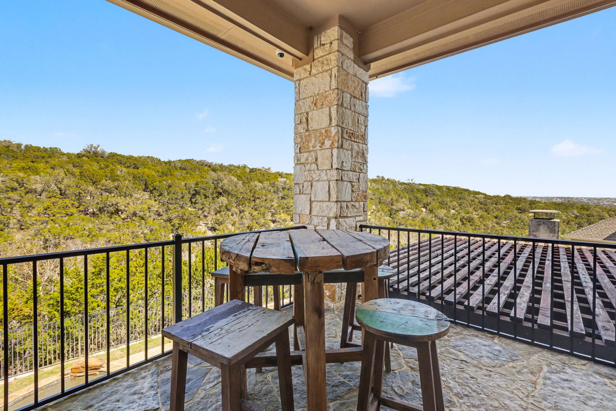 121 Burgess Ln, Austin, TX 78738