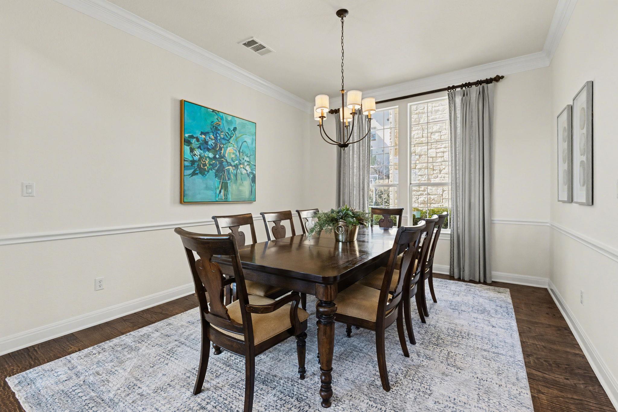 121 Burgess Ln, Austin, TX 78738