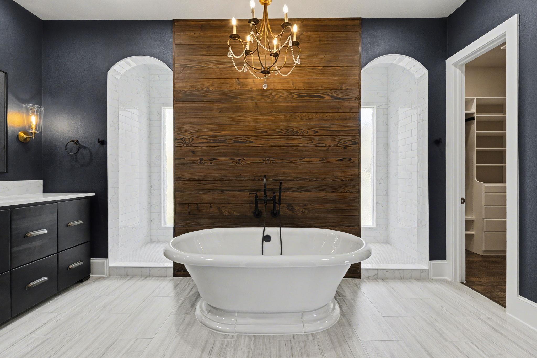 121 Burgess Ln, Austin, TX 78738