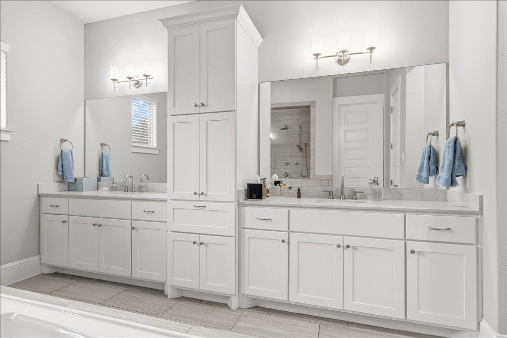 807 Serene Estates Dr, Austin, TX 78738