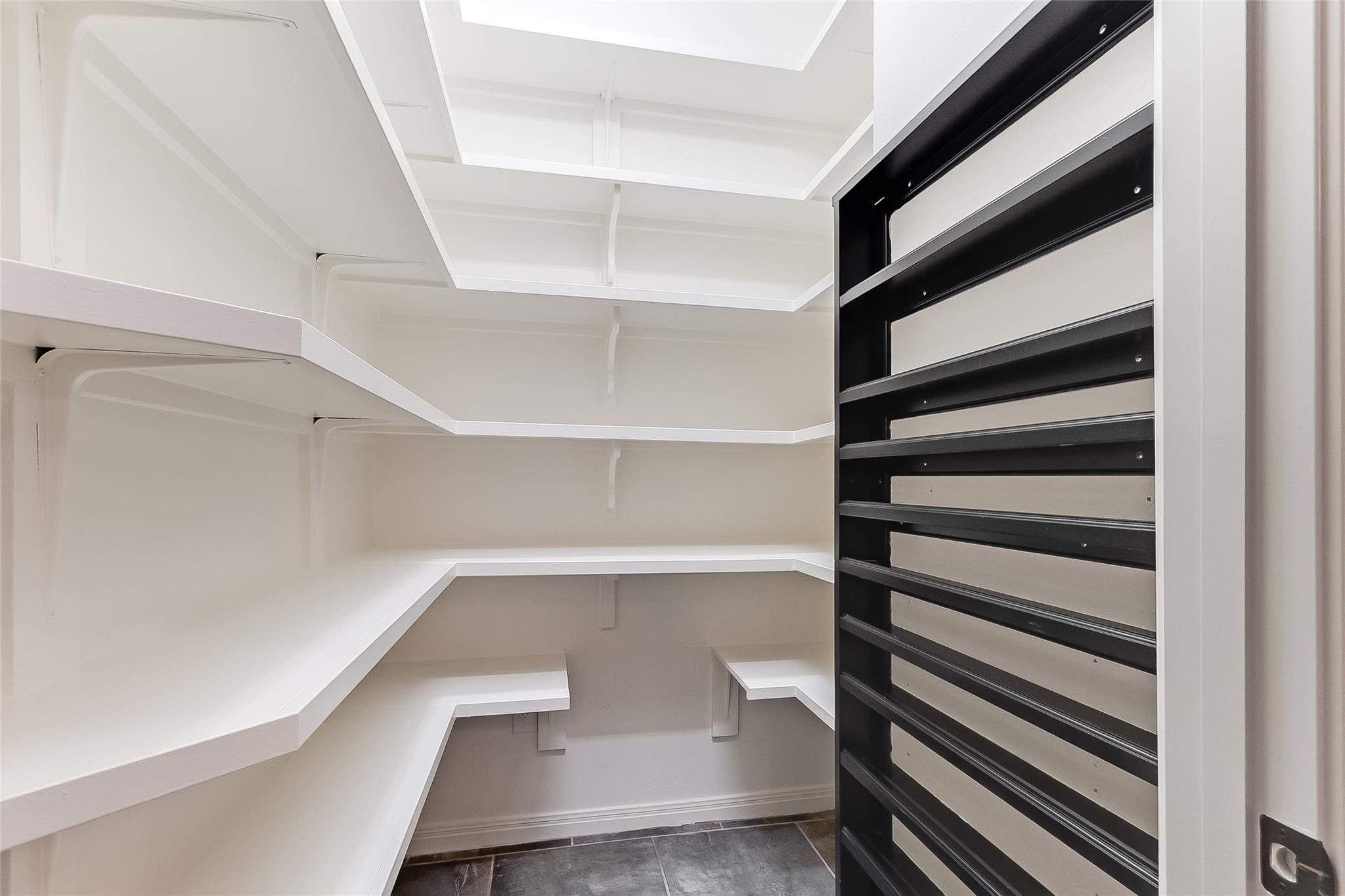 101 Blanco Ct, Horseshoe Bay, TX 78657