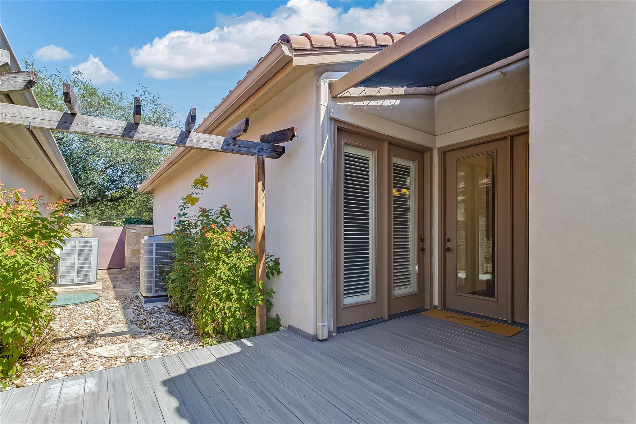 101 Blanco Ct, Horseshoe Bay, TX 78657